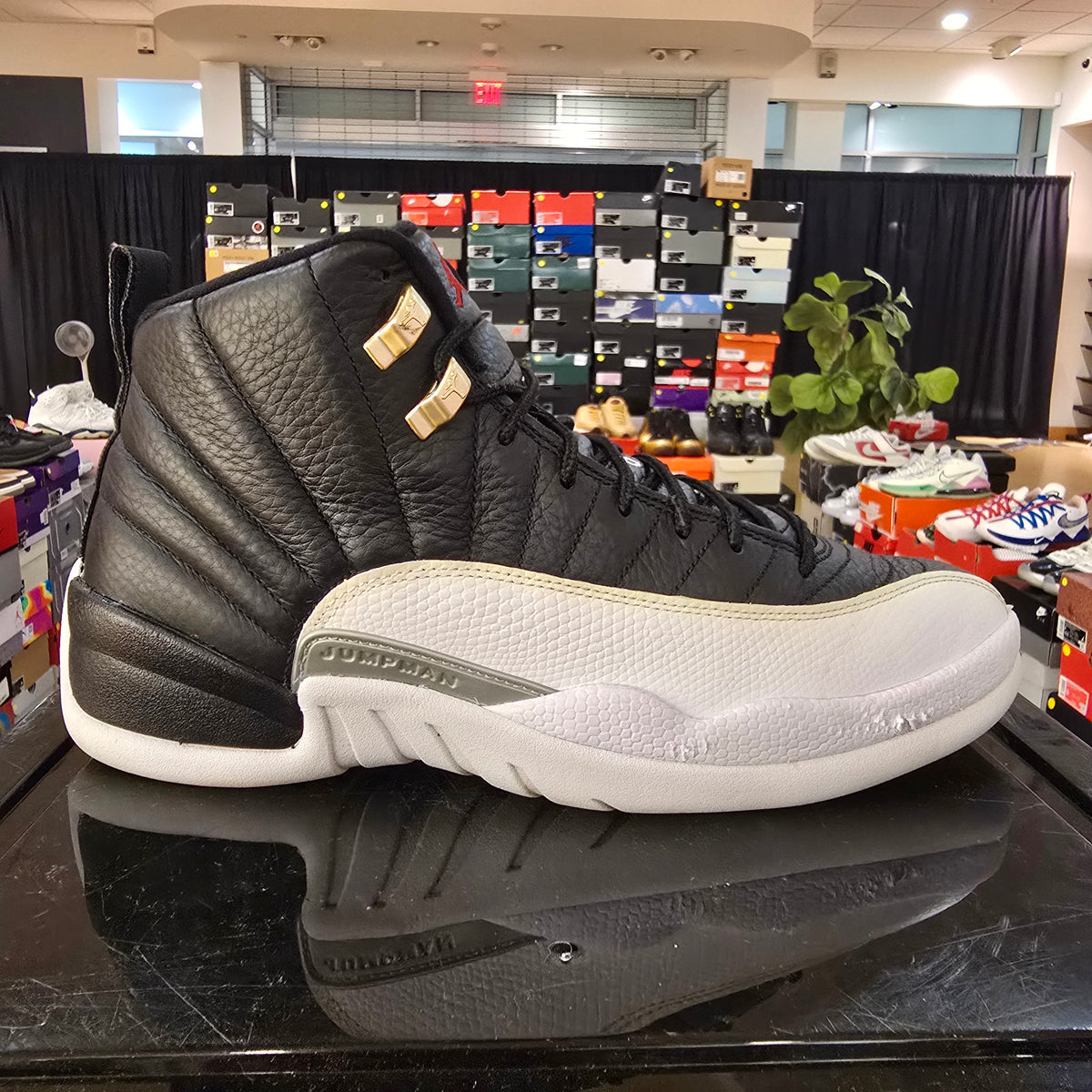 Jordan 12 Retro Playoffs (2022) SZ 9.5 USED NO BOX