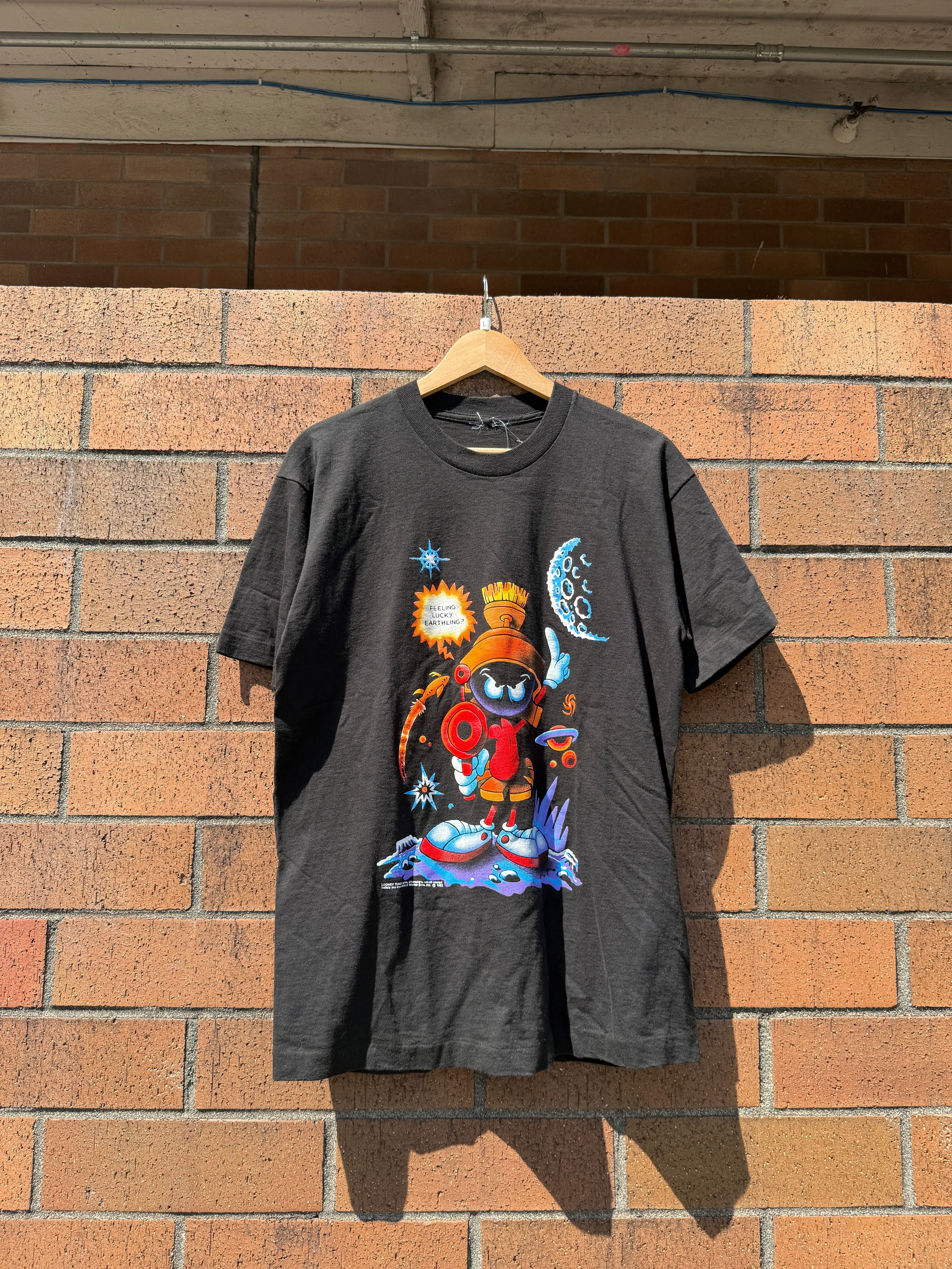 1992 Marvin the Martian Feeling Lucky Earthling? Tee Size L