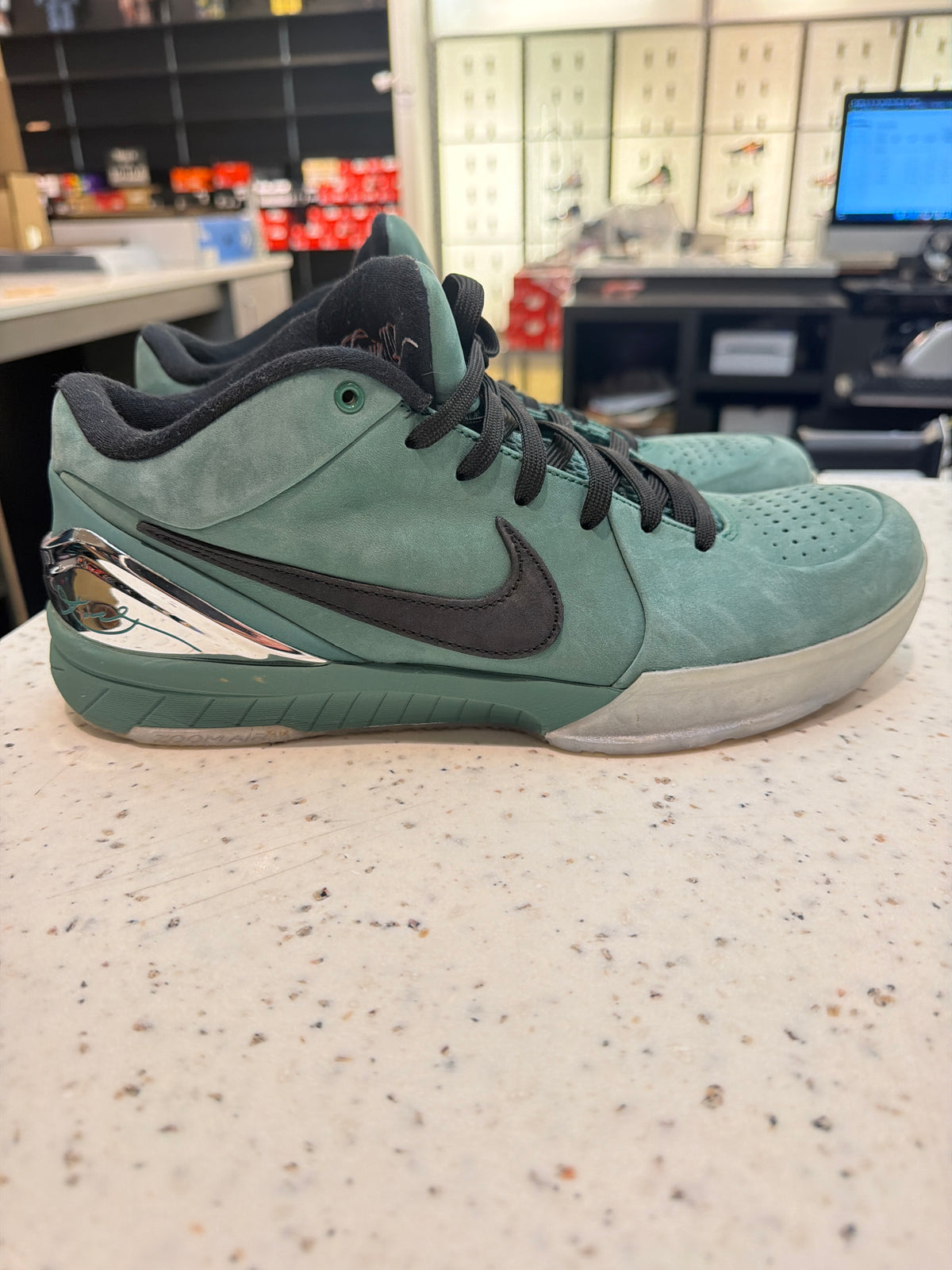 Nike Kobe 4 Protro Girl Dad SZ 11 USED NO BOX