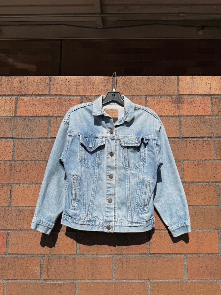 90s Levi's Type 3 Hippie Light Wash Denim Jacket Sz Small
