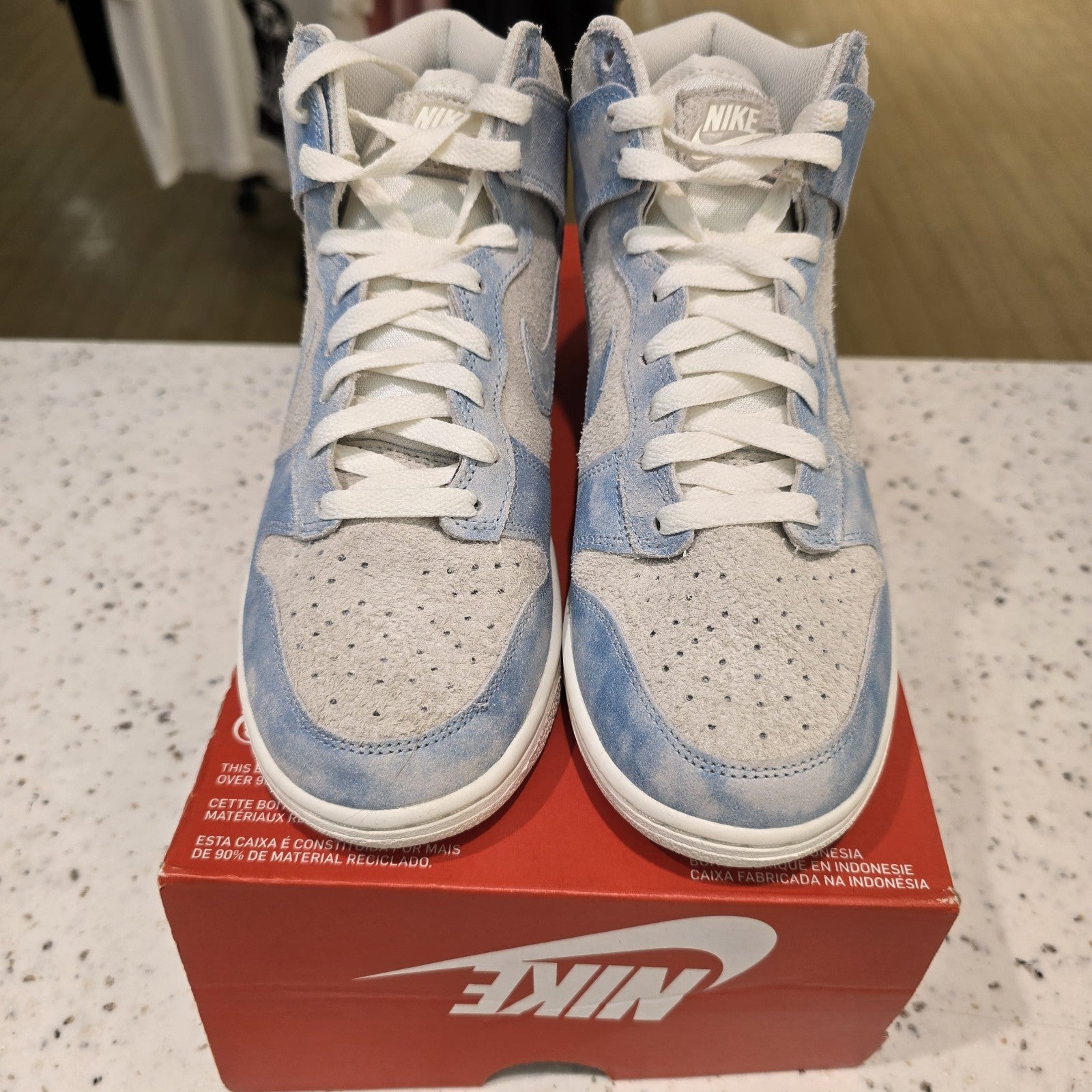 Size 7.5 - Womens Nike DUNK HIGH SE CLOUDS CELESTINE BLUE (W) FD0882-400