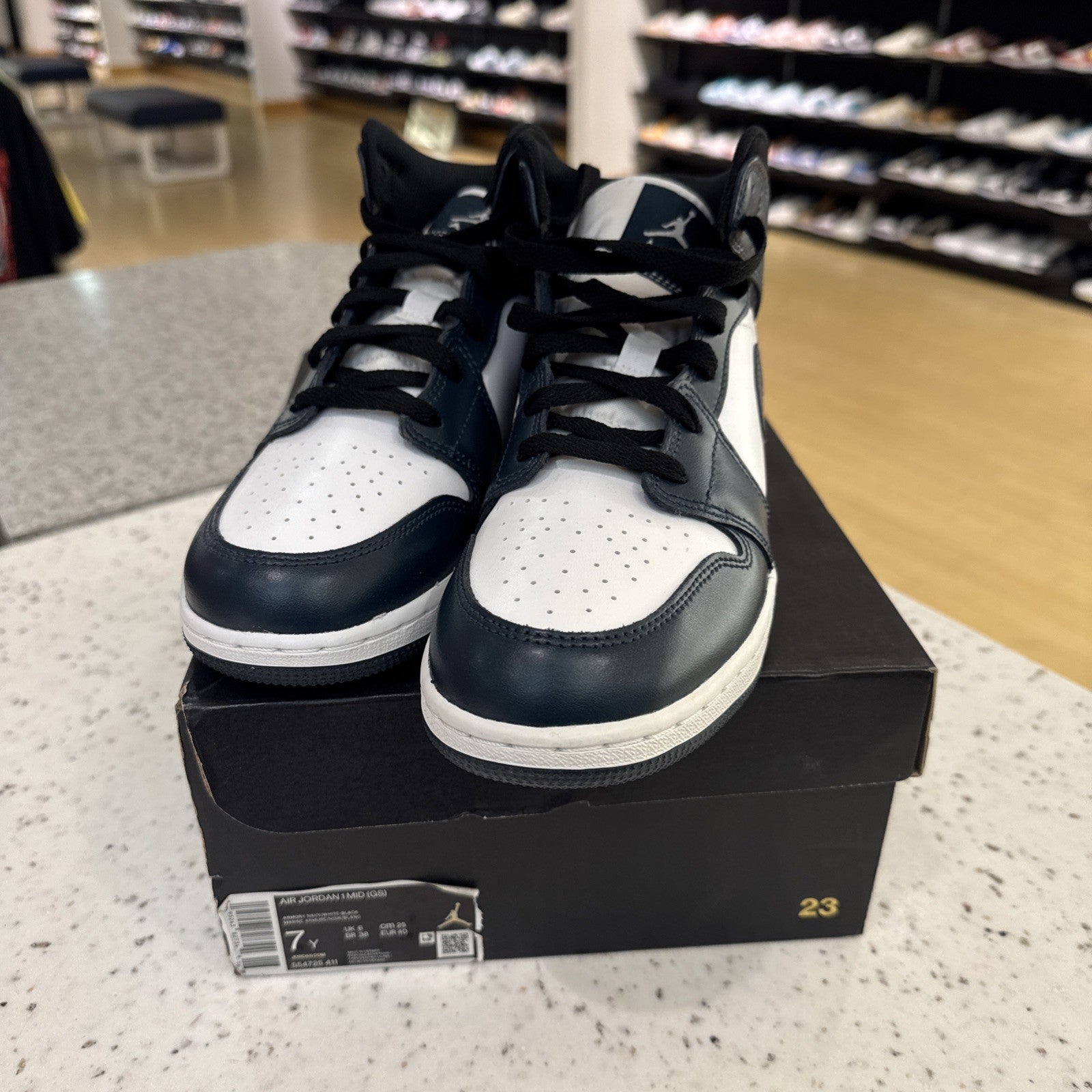 Jordan 1 Mid Armory Navy (GS) Sz 7Y NWB