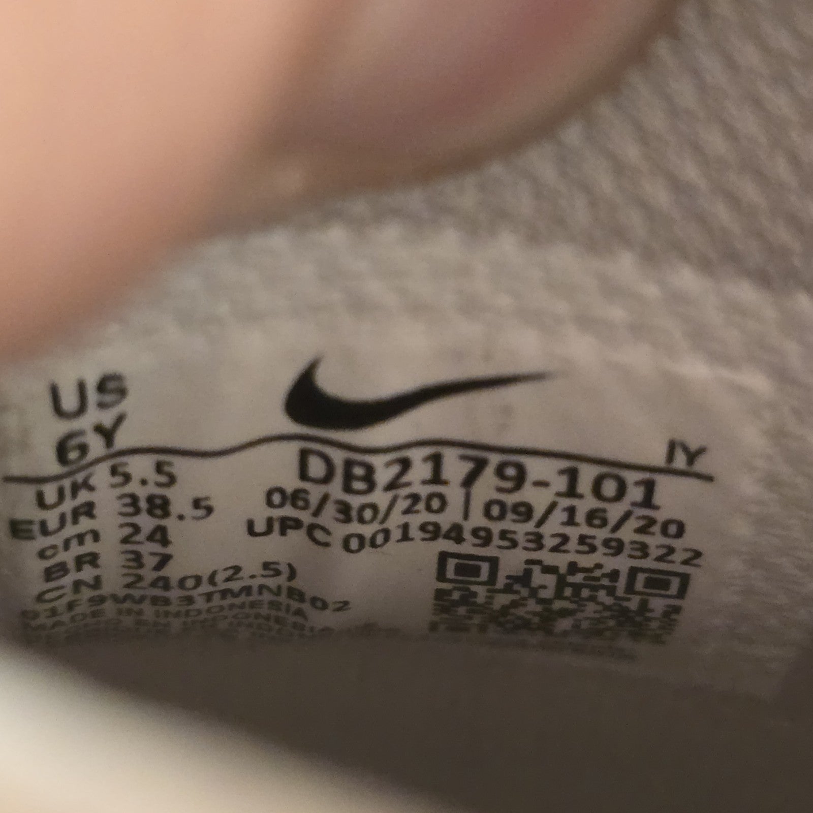 Size 6Y - Nike Dunk High Vast Grey