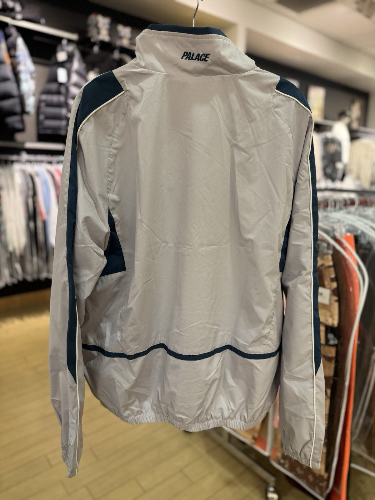 Palace Pro Team 02 Shell Jacket Light Grey Size Medium