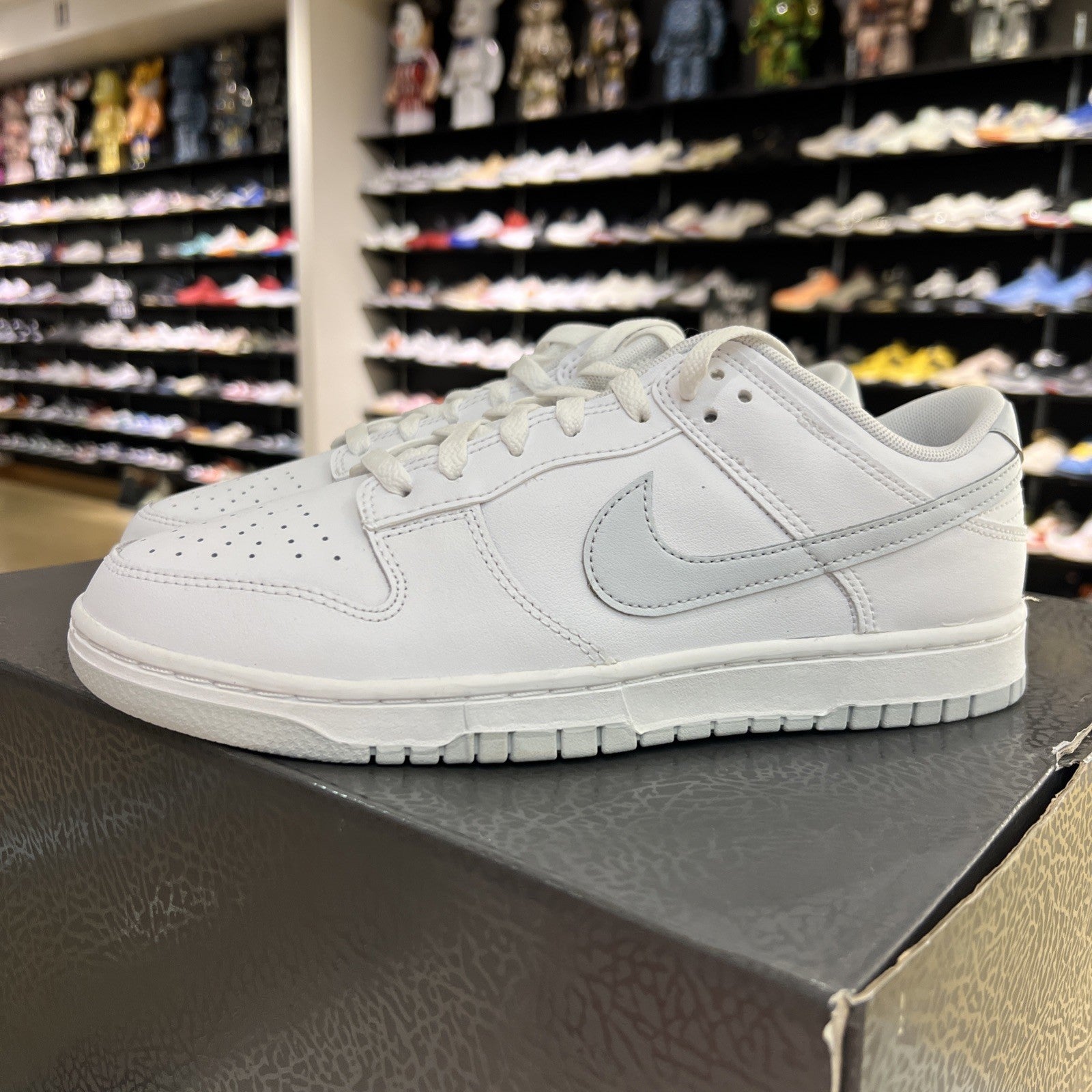 Nike Dunk Low Retro White Pure Platinum Sz 9