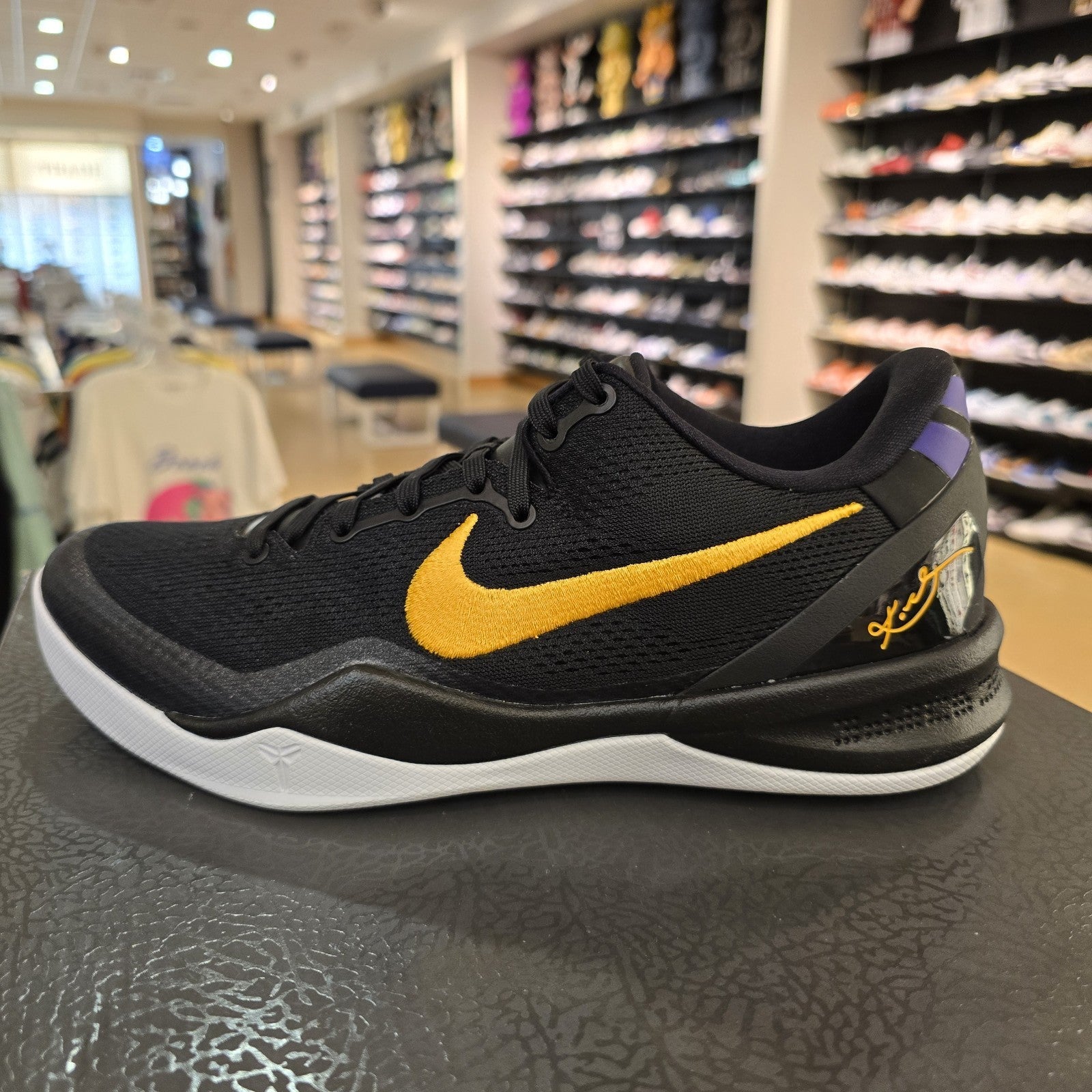Size 9.5 - Nike Kobe 8 Protro Lakers Away