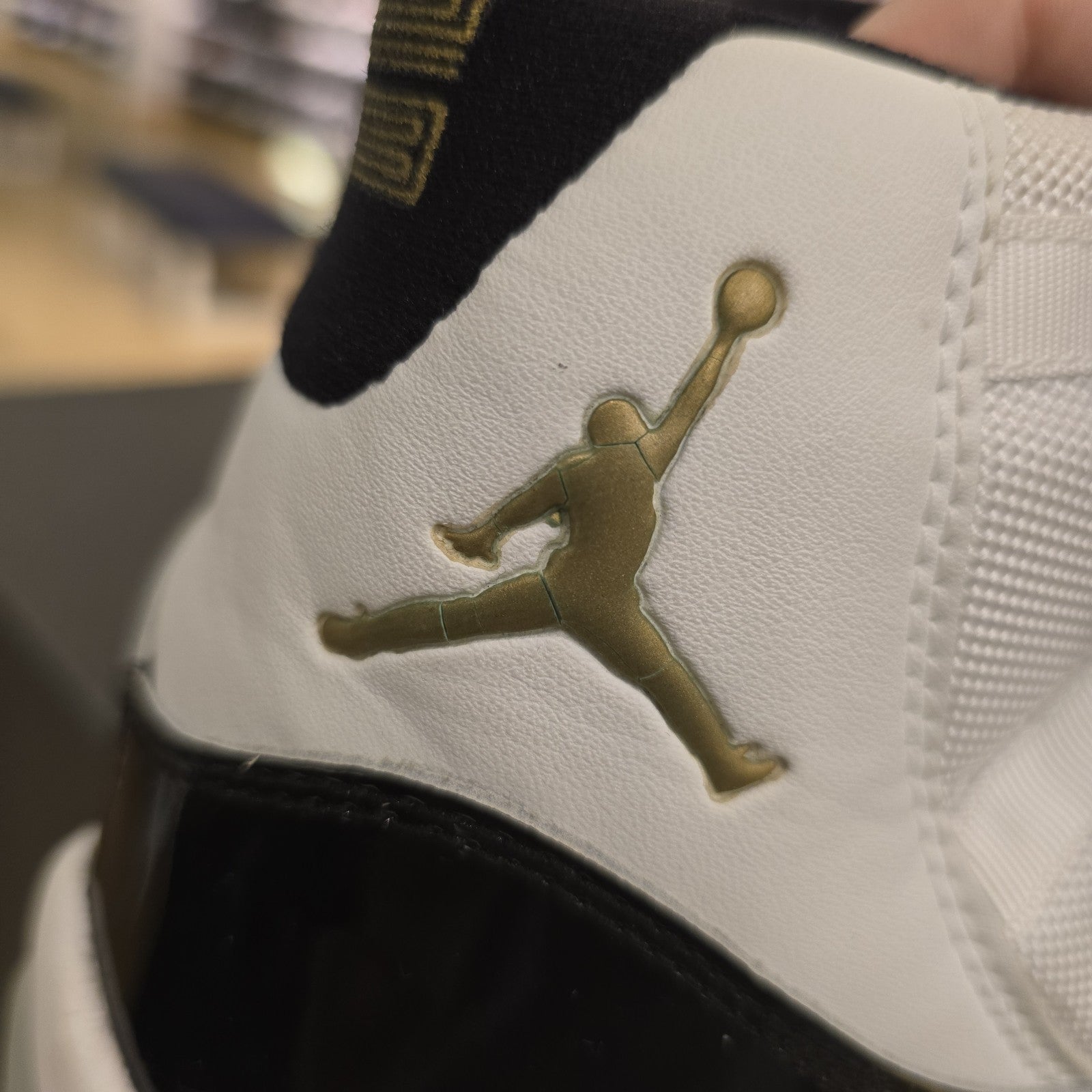 Size 10.5 - Air Jordan 11 Retro Concord - Defining Moments Pack