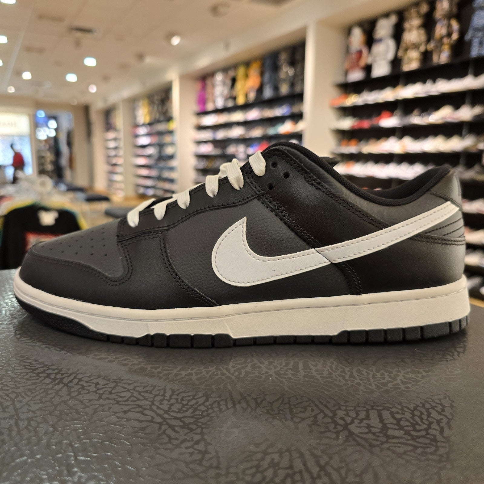 Size 11 - Nike Dunk Low Black Panda Yellowing