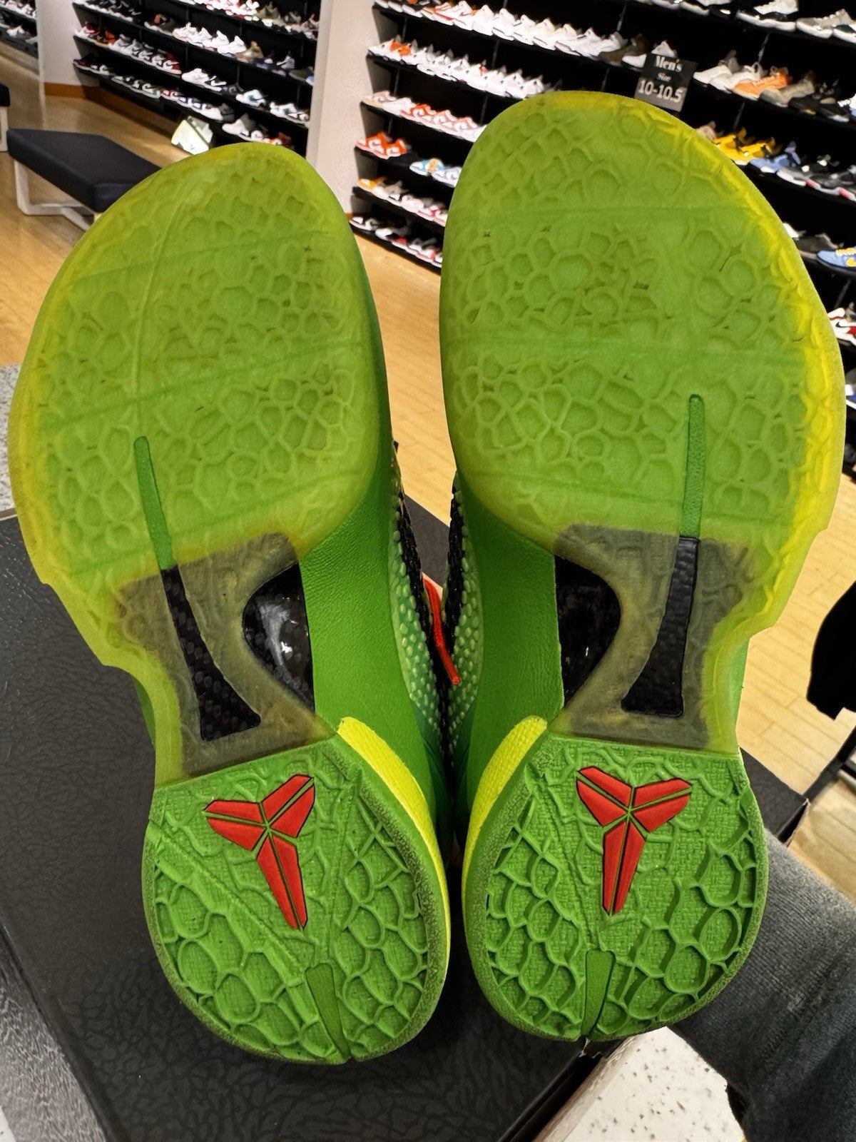 Nike Zoom Kobe 6 Protro Low Grinch Size 6.5 USED