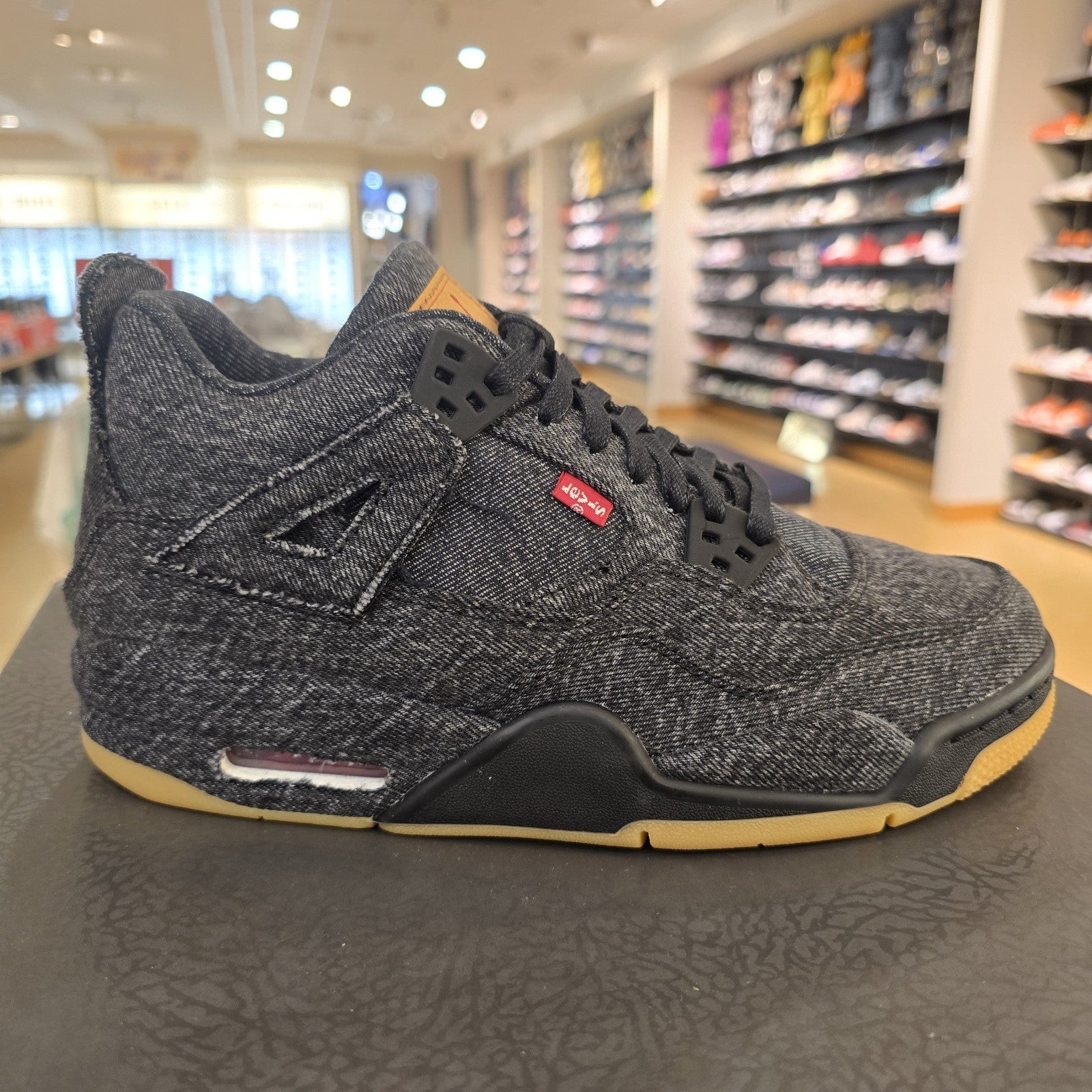 Size 4Y - Air Jordan 4 Retro GS Levi's Black