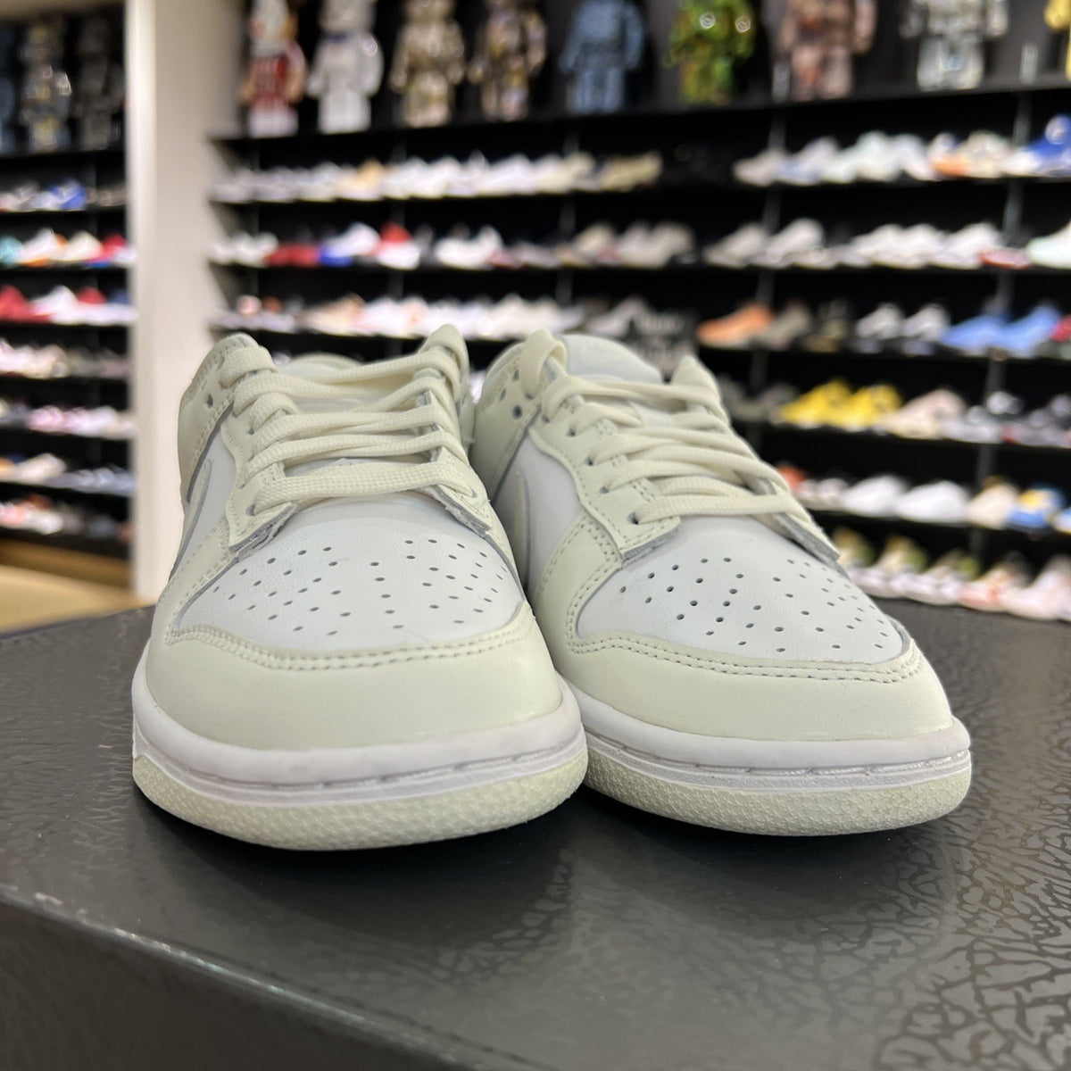 Nike Dunk Low Coconut Milk Women's Sz 5