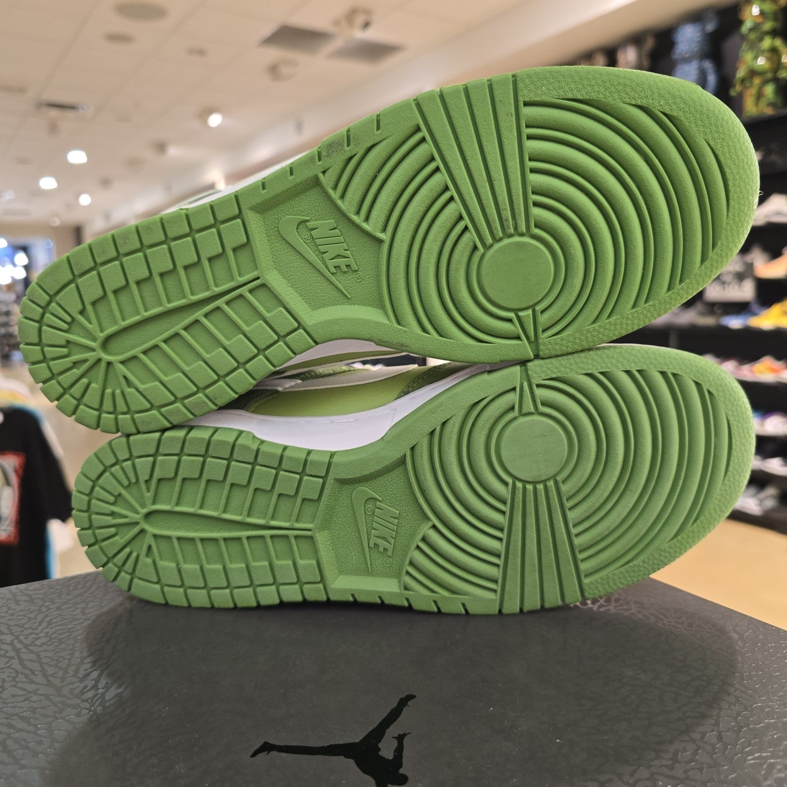 Size 9.5 - Nike Dunk Low Chlorophyll