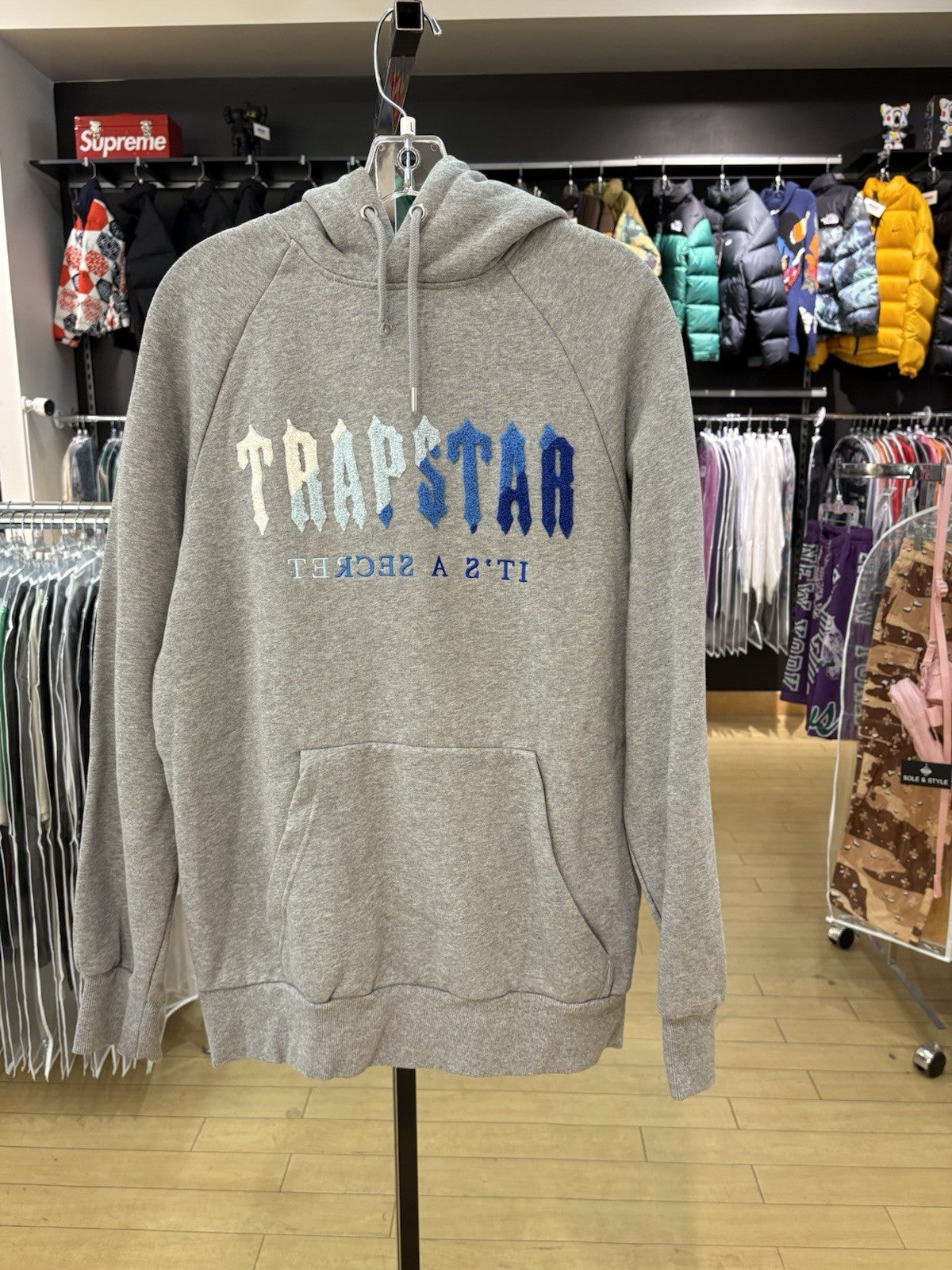 Trapstar Chenille Decoded Hoodie Grey Ice Flavours 2.0 Edition SZ L Small Defect