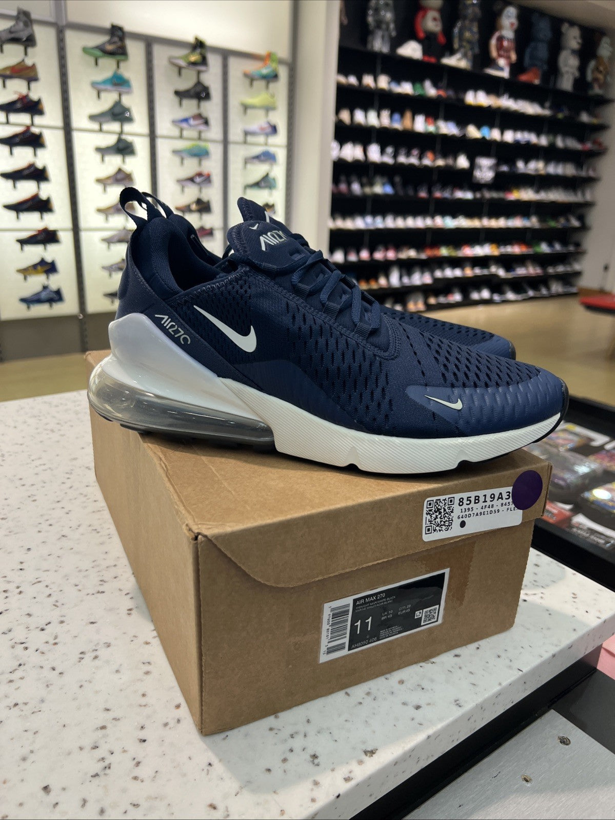 Nike Air Max 270 Midnight Navy Blue White Sz 11 REP BOX