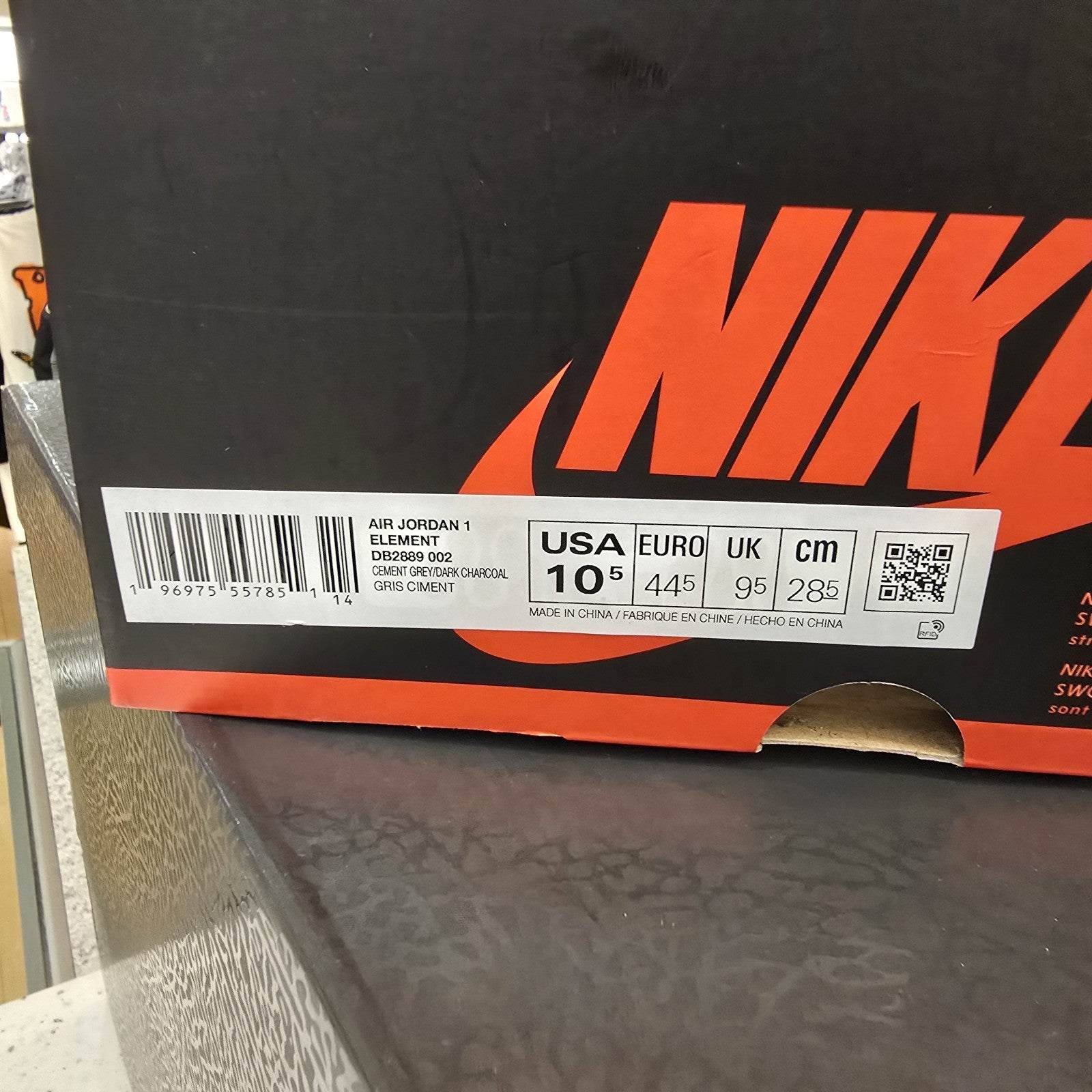 Size 10.5 - Air Jordan 1 Element GORE-TEX High Black Infrared