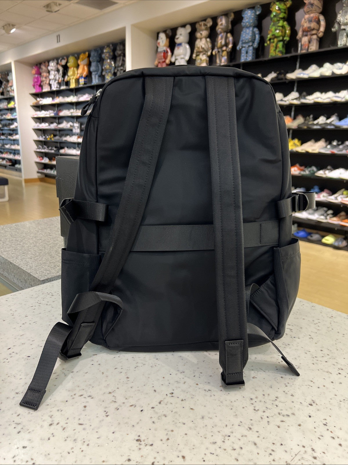 LULULEMON Crew Backpack 22L Black
