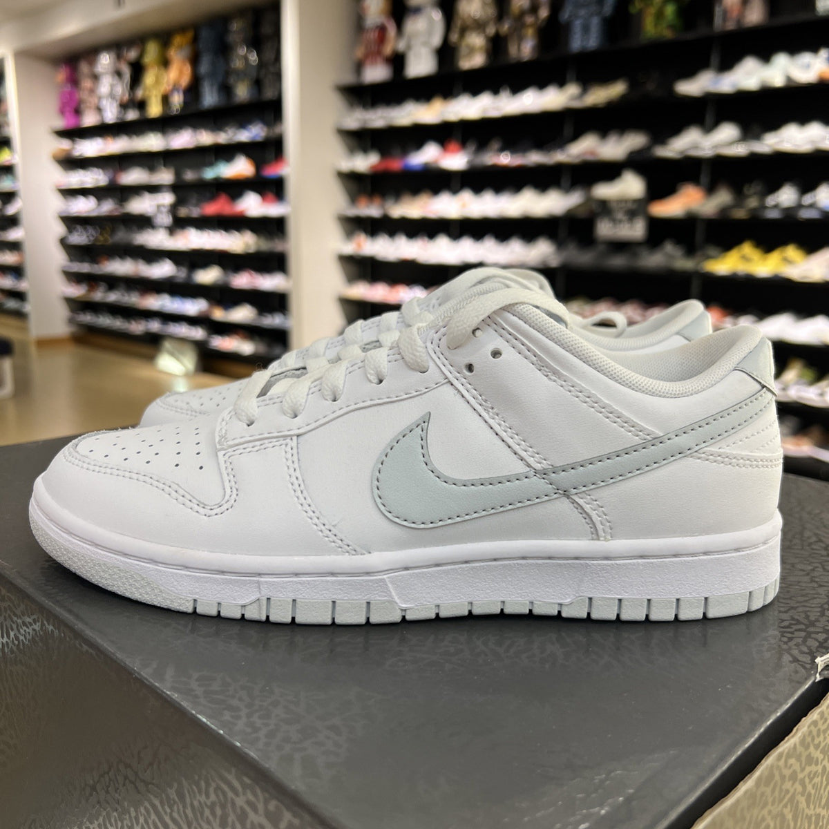 Nike Dunk Low Retro White Pure Platinum Sz 6.5