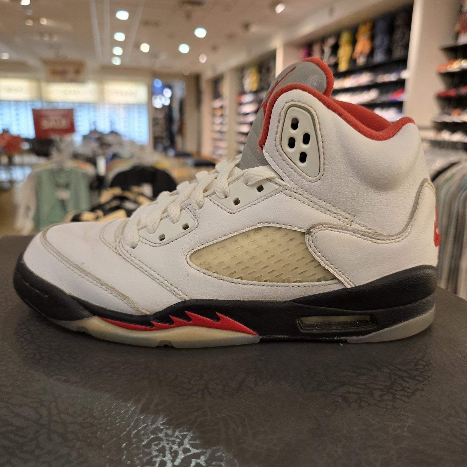 Size 5Y - Jordan 5 Retro 2020 Fire Red GS