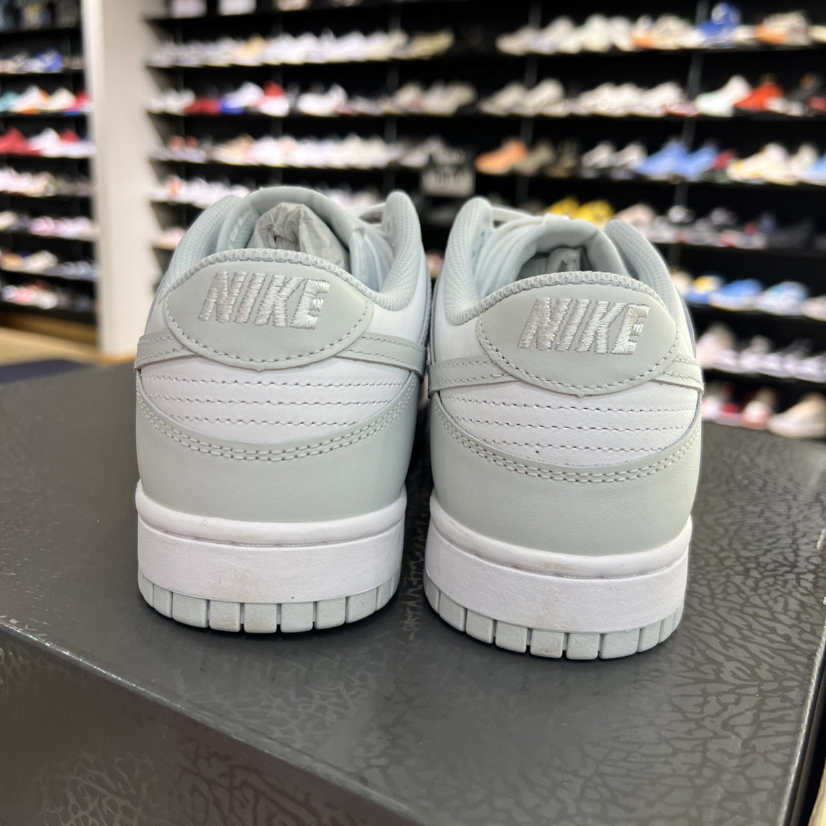 Nike Dunk Low Photon Dust Grey White Womens Sz 9.5