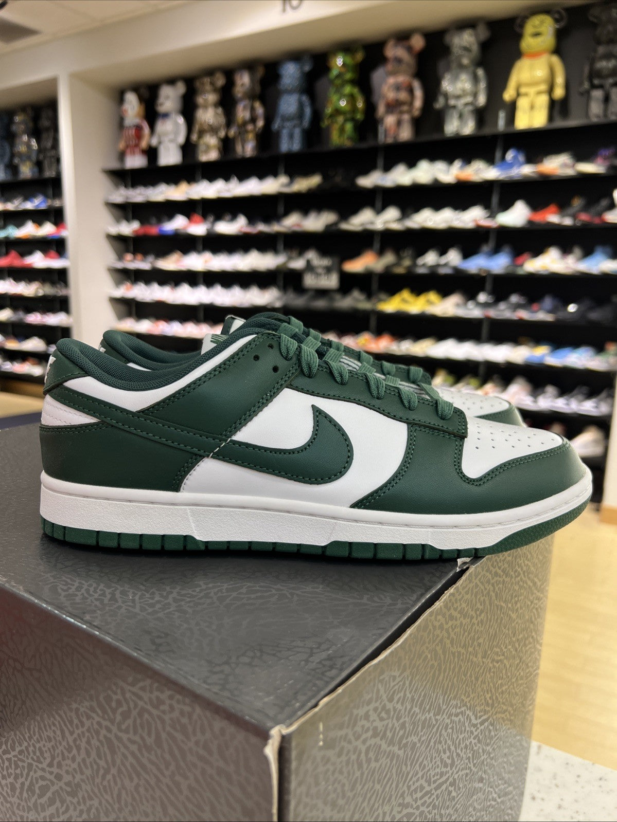 Nike Dunk Low Michigan State Sz 9.5