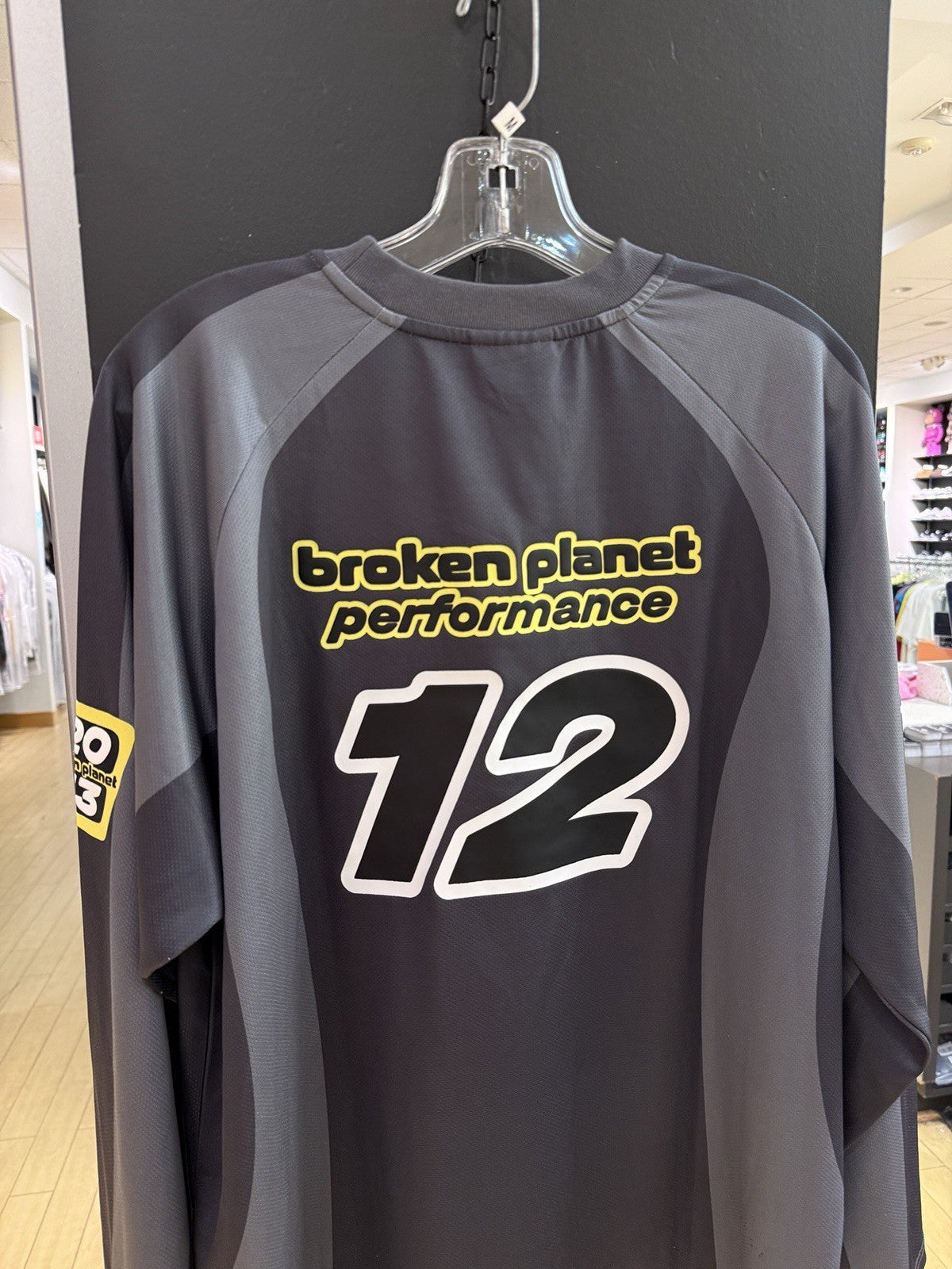 Broken Planet Market Football Long Sleeve Tee Black/Gray Sz M DEFECT