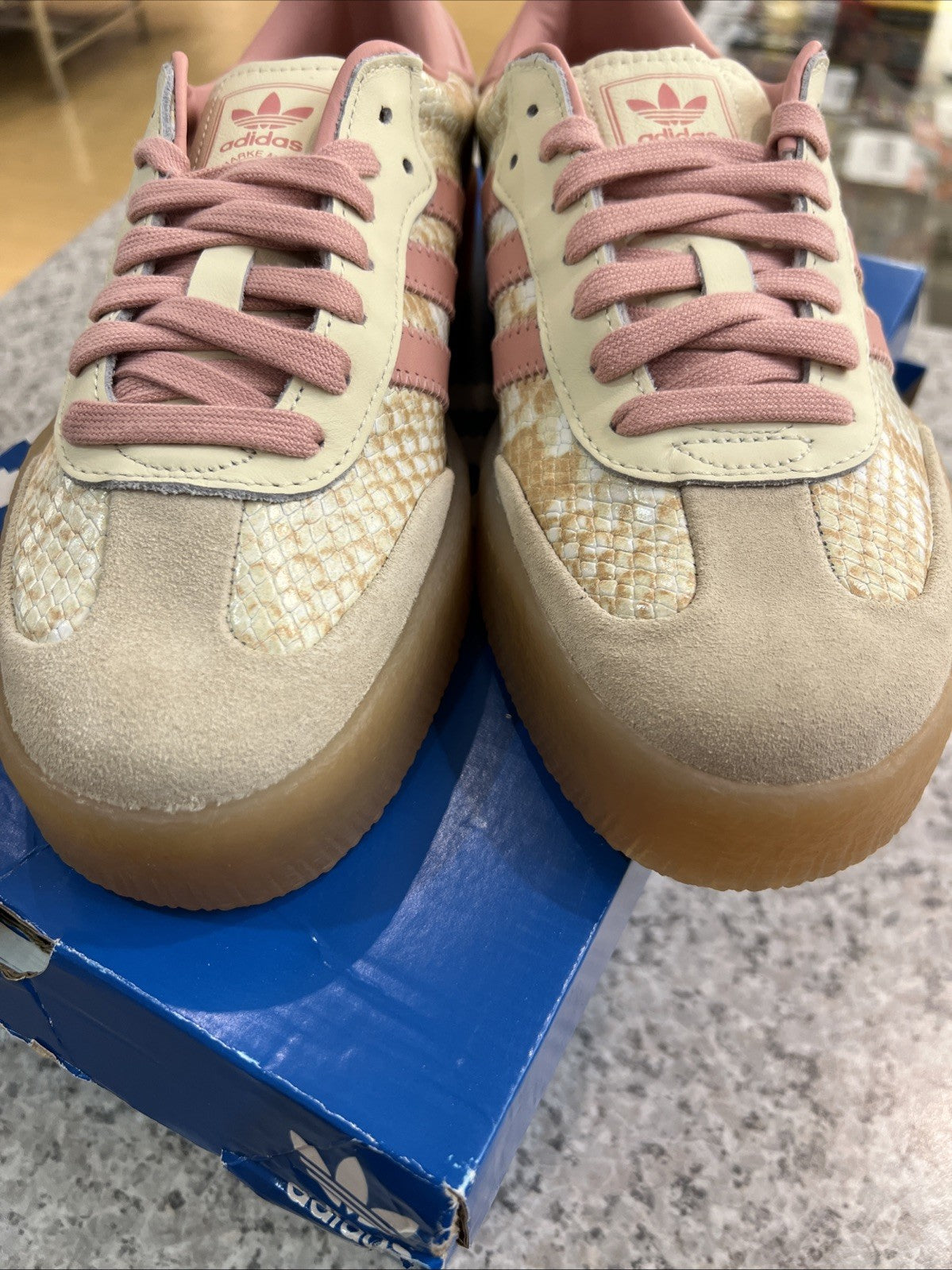 Adidas Sambae 'Snakeskin Cream White Wonder Mauve' Women’s Sz 7.5 DEFECT
