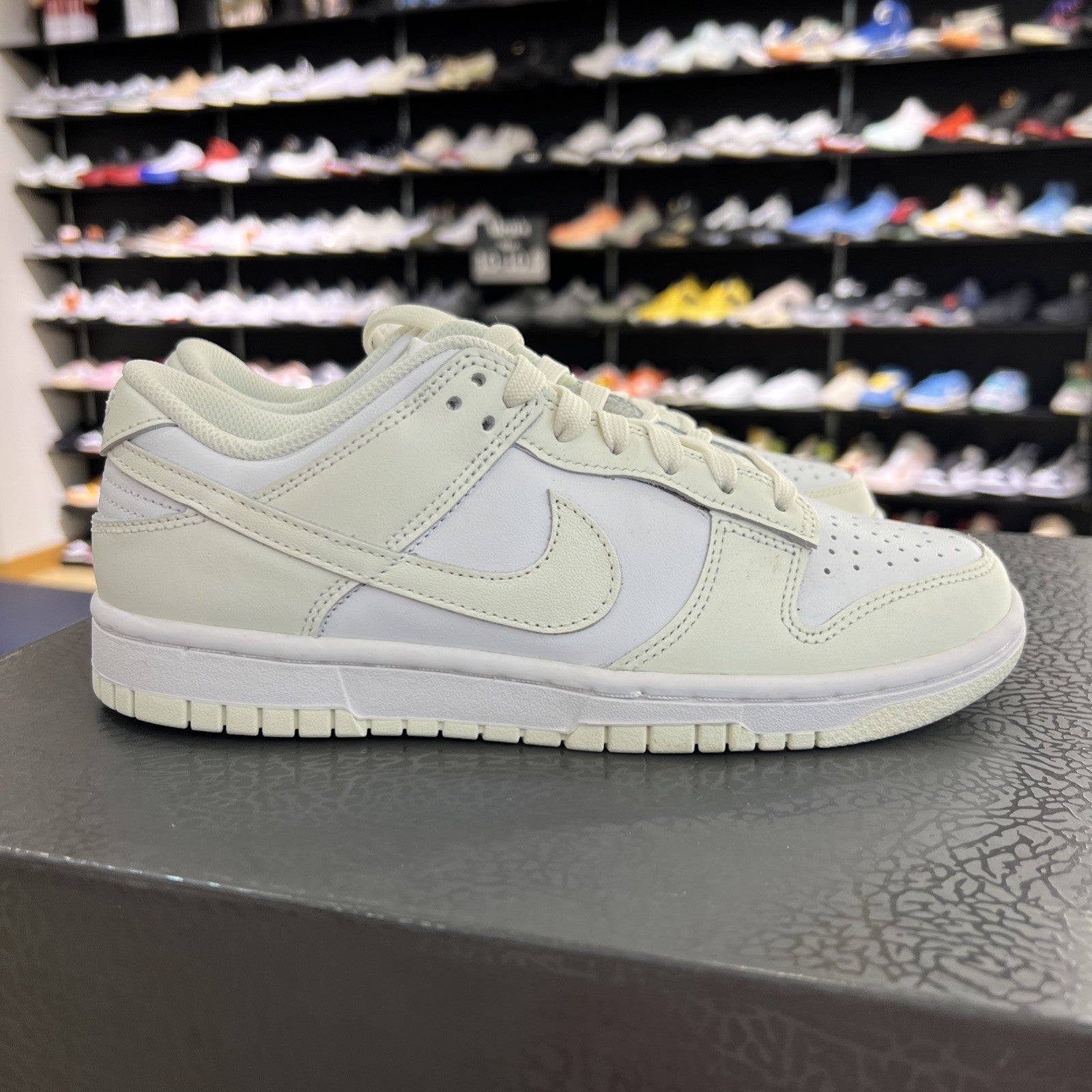 Nike Dunk Low Coconut Milk Women's Sz 7