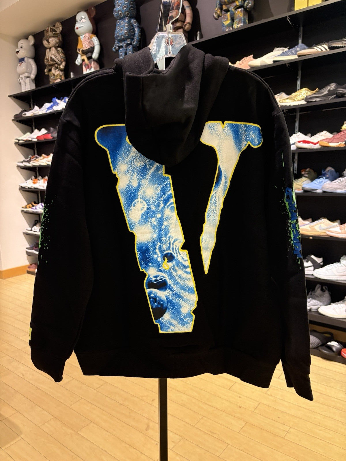 Juice WRLD x VLONE Limited Edition Cosmic Graphic Pullover Hoodie Size L