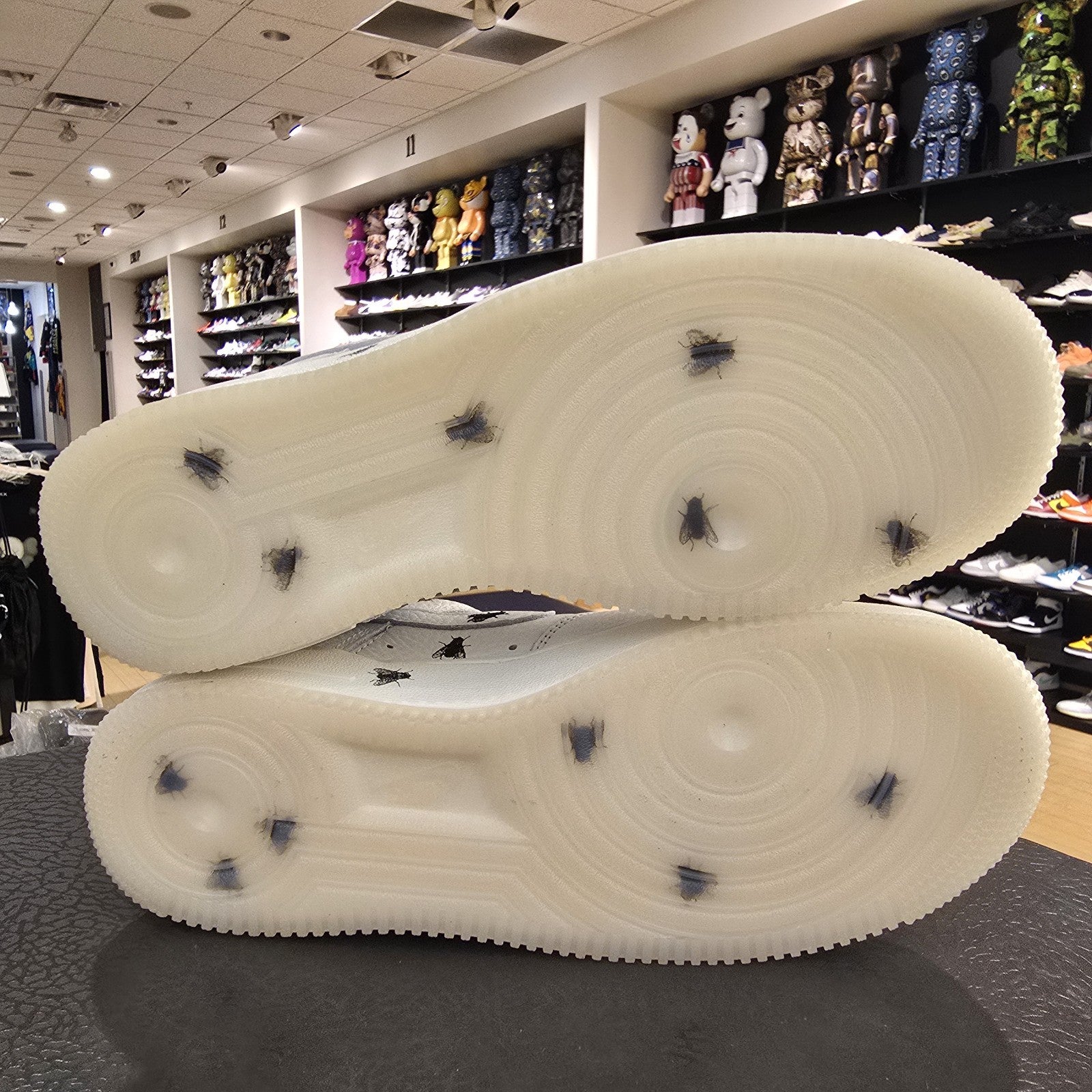 Size 7 - Nike Air Force 1 Low Houseflies