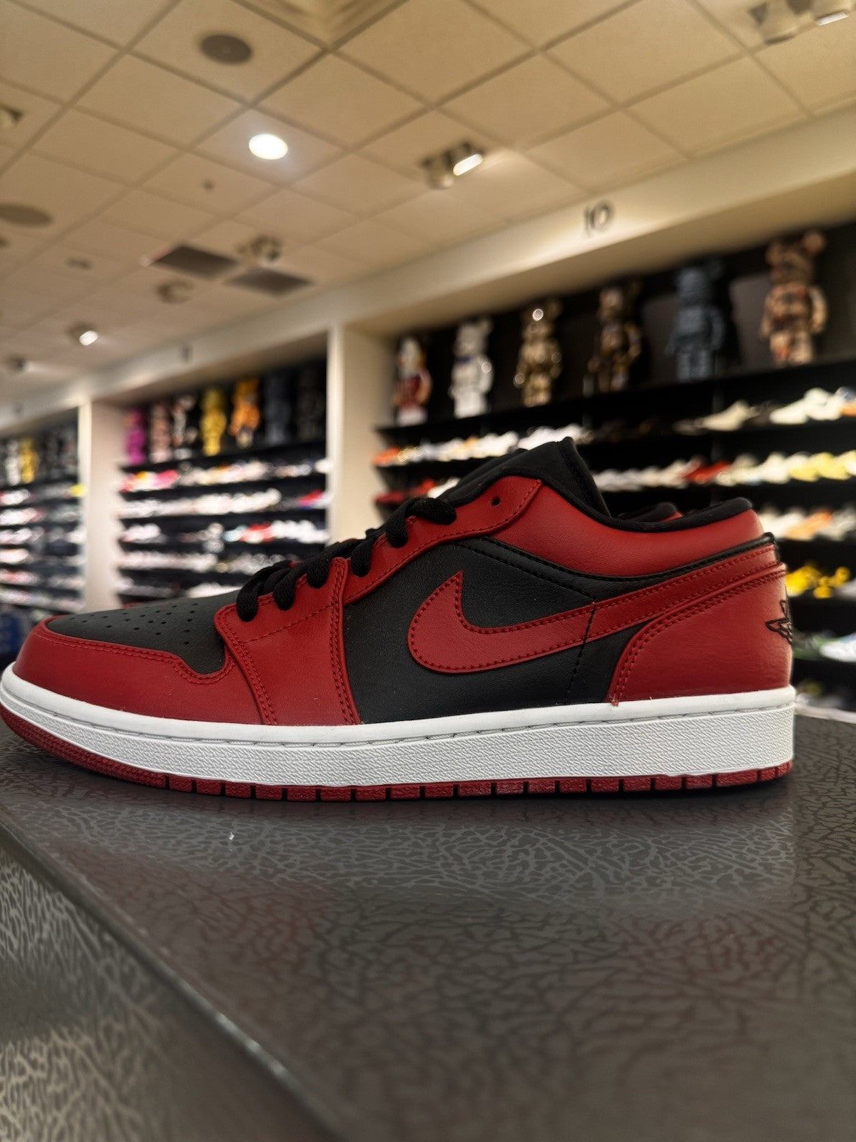 Air Jordan 1 Low Reverse Bred Size 10