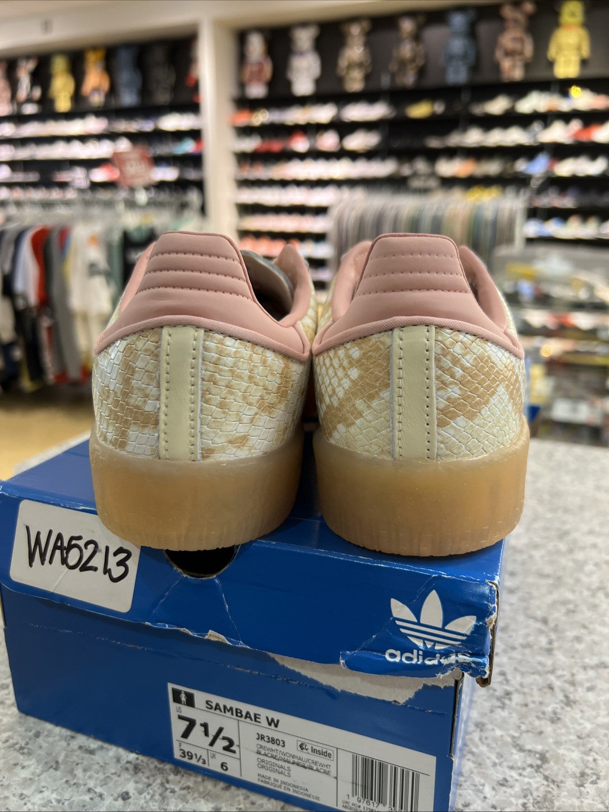 Adidas Sambae 'Snakeskin Cream White Wonder Mauve' Women’s Sz 7.5 DEFECT