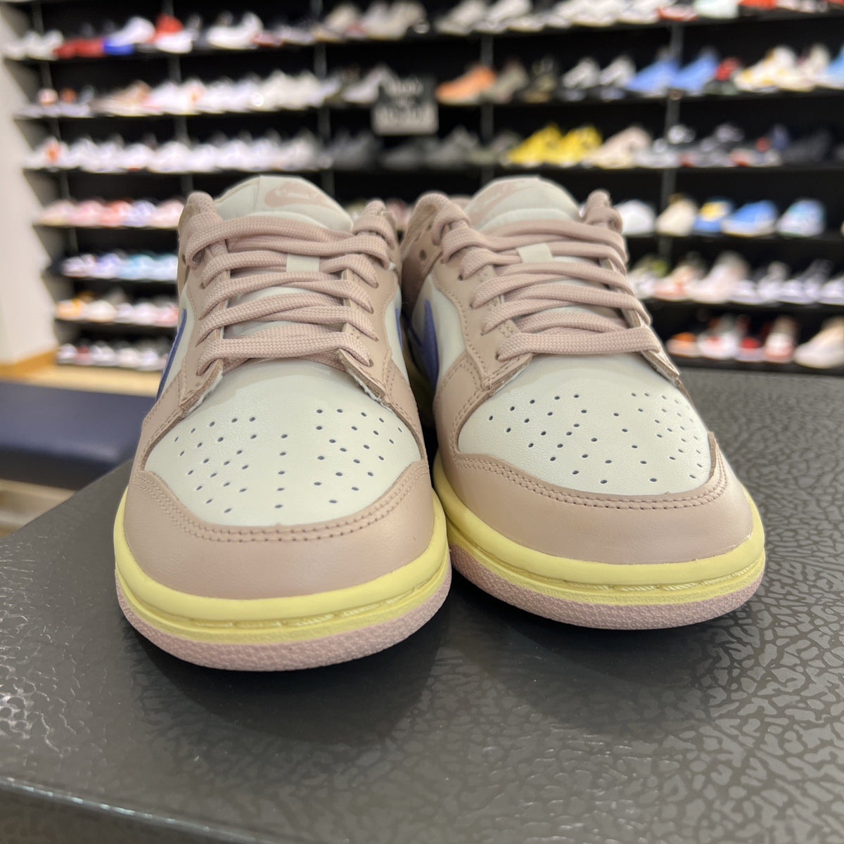 Nike Dunk Low Pink Oxford Women's Sz 6