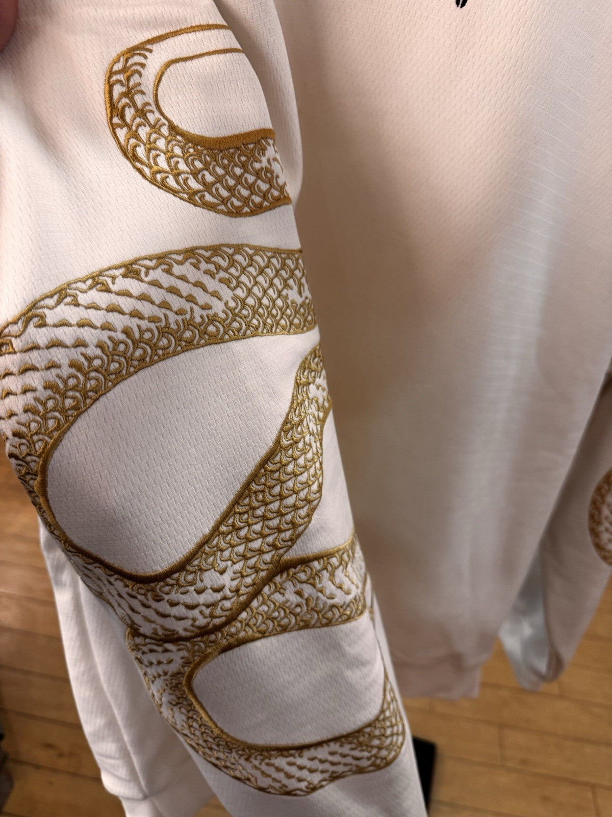 Nike Kobe Year of Mamba Therma Crewneck White Size 3XL