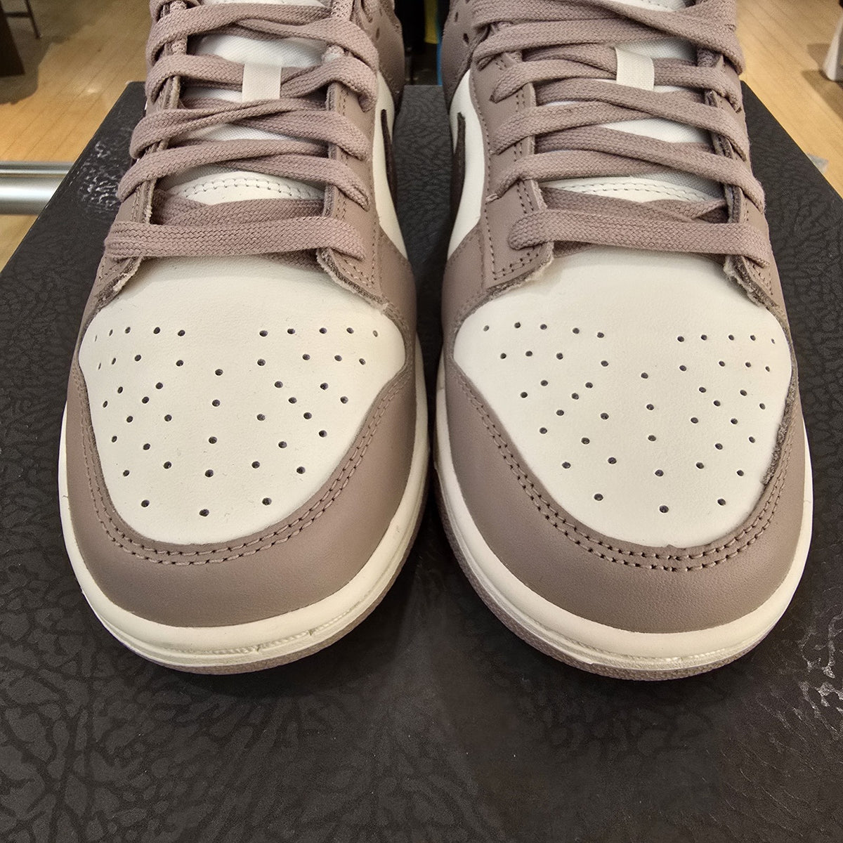 Size 8.5 - Nike Dunk Low Diffused Taupe Women's