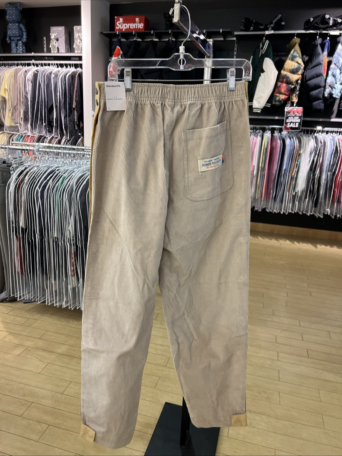 Air Jordan x Russell Westbrook Honor the Gift Pants Sz M