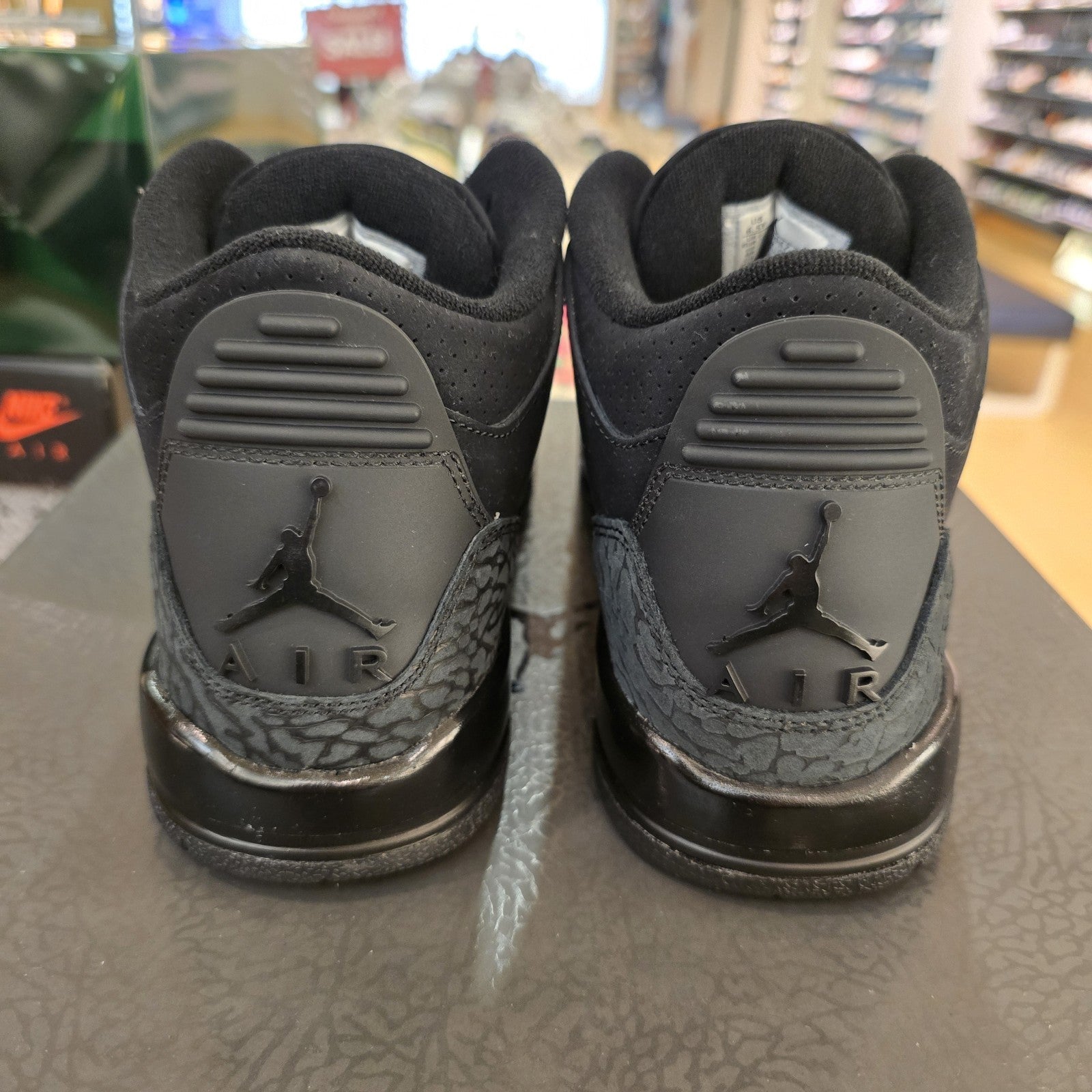 Size 6.5Y - Air Jordan 3 Retro Black Cat GS