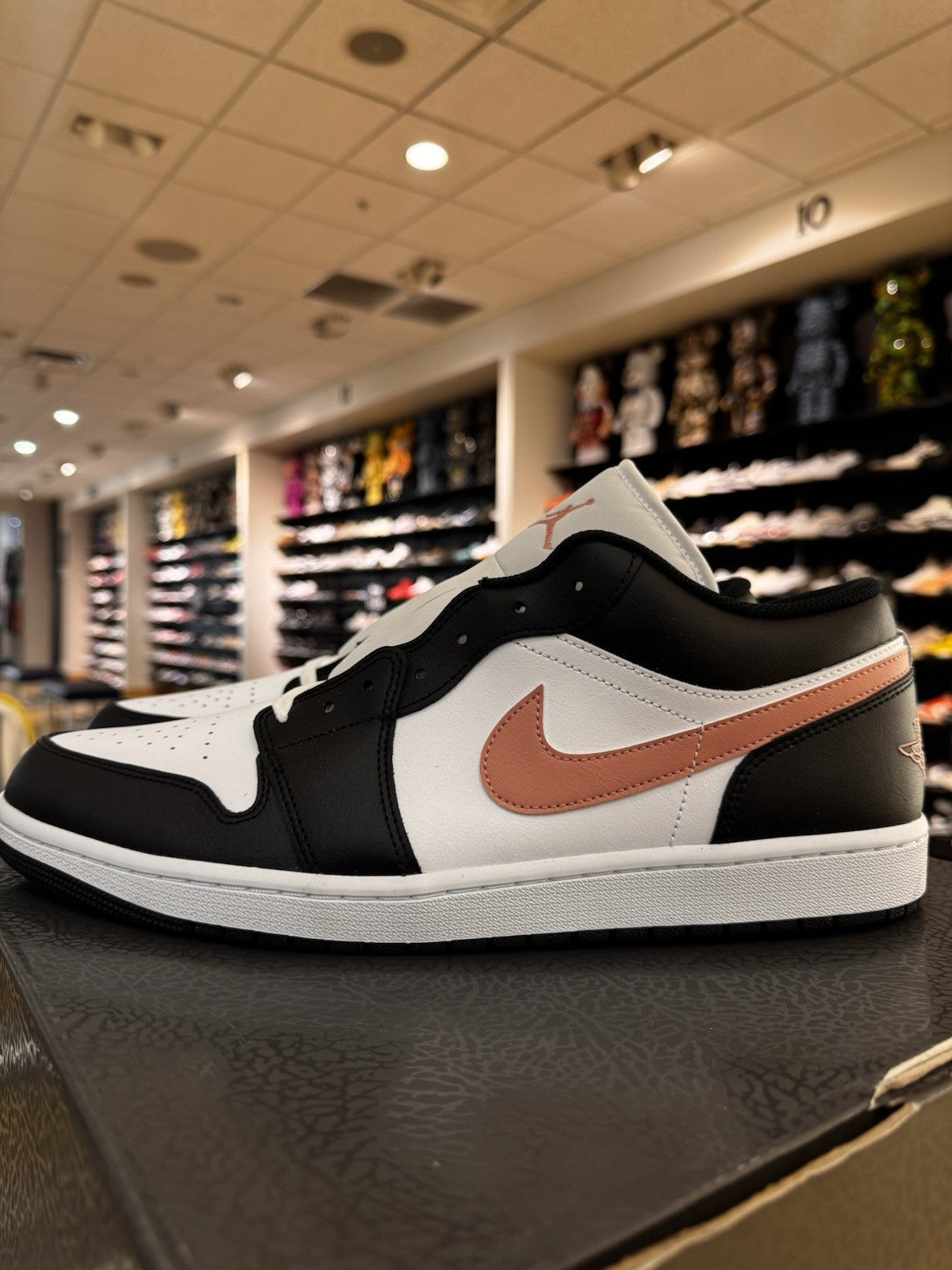 Air Jordan 1 Low Black Rust Pink Size 15