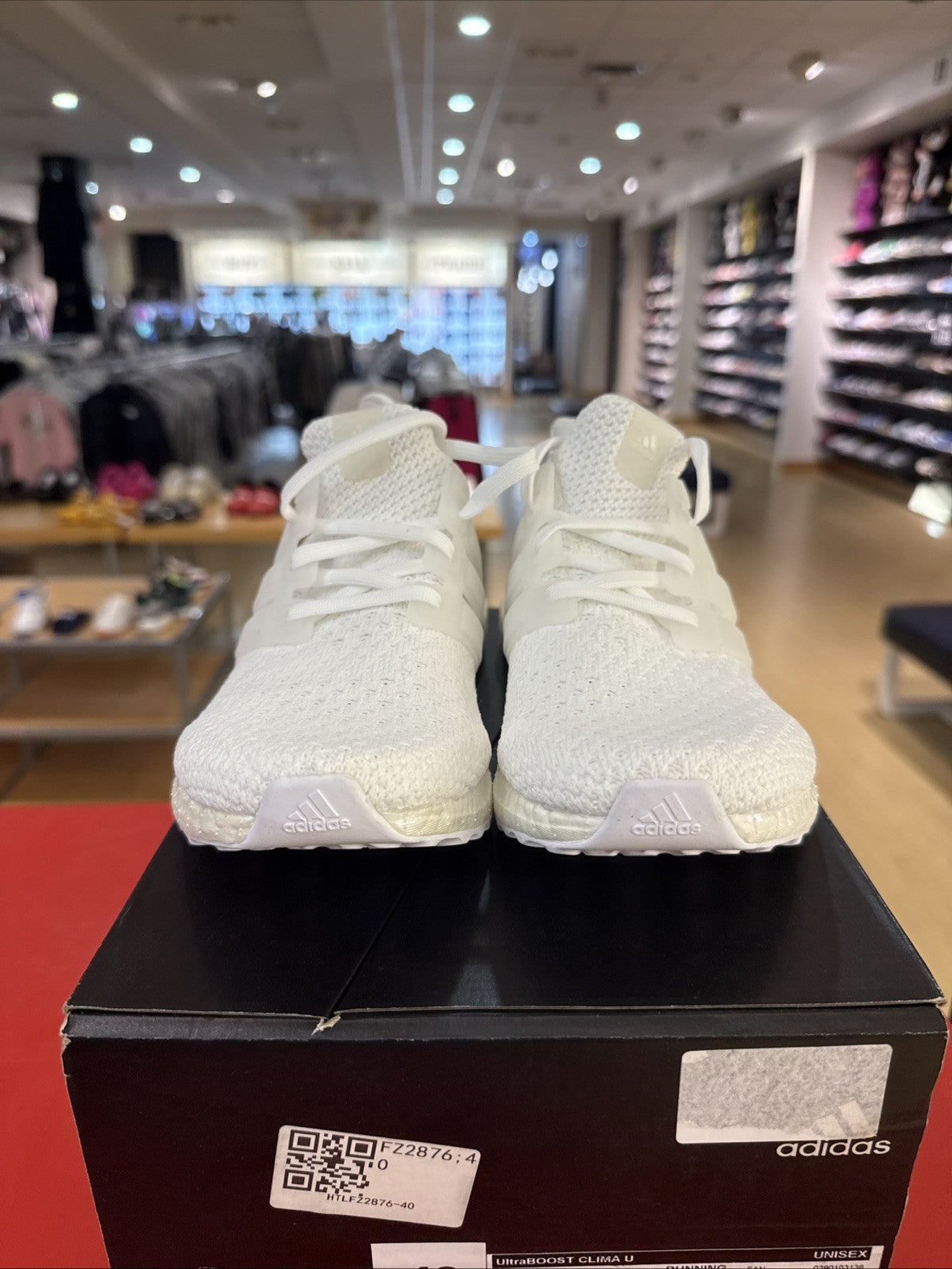 Adidas UltraBoost CLIMA U. Unisex Running Shoe, Men’s Size 7.