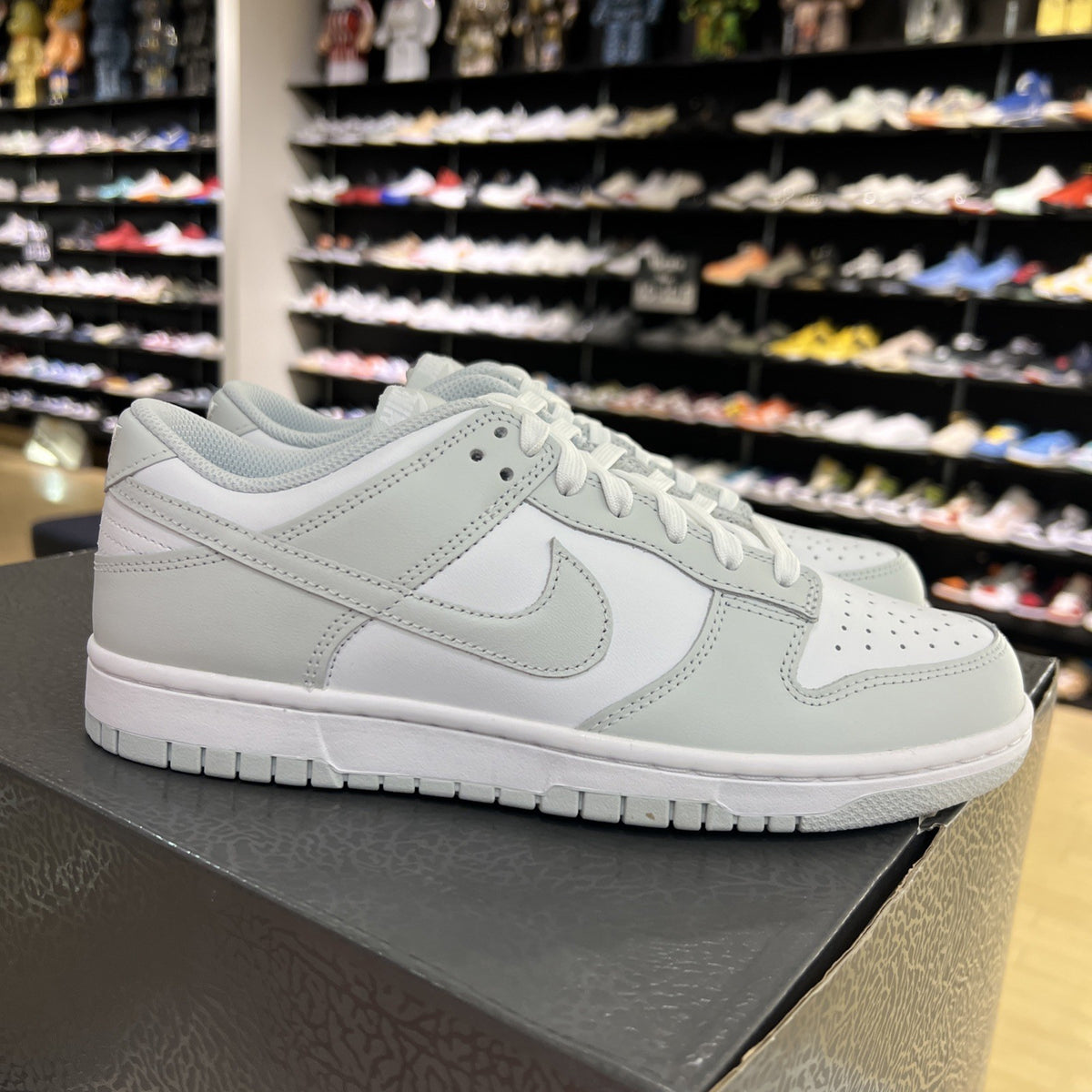 Nike Dunk Low Photon Dust Grey White Womens Sz 9.5