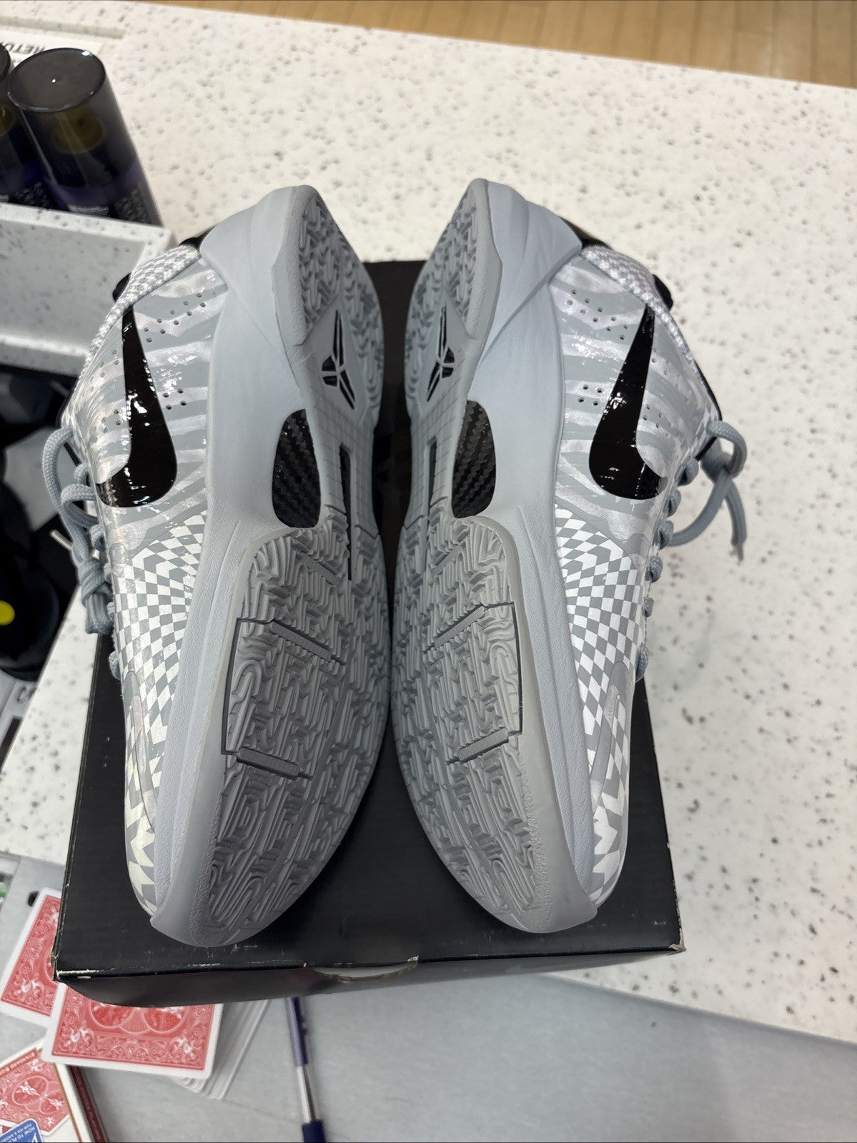 Nike Kobe 5 Protro Zebra PE Size 9