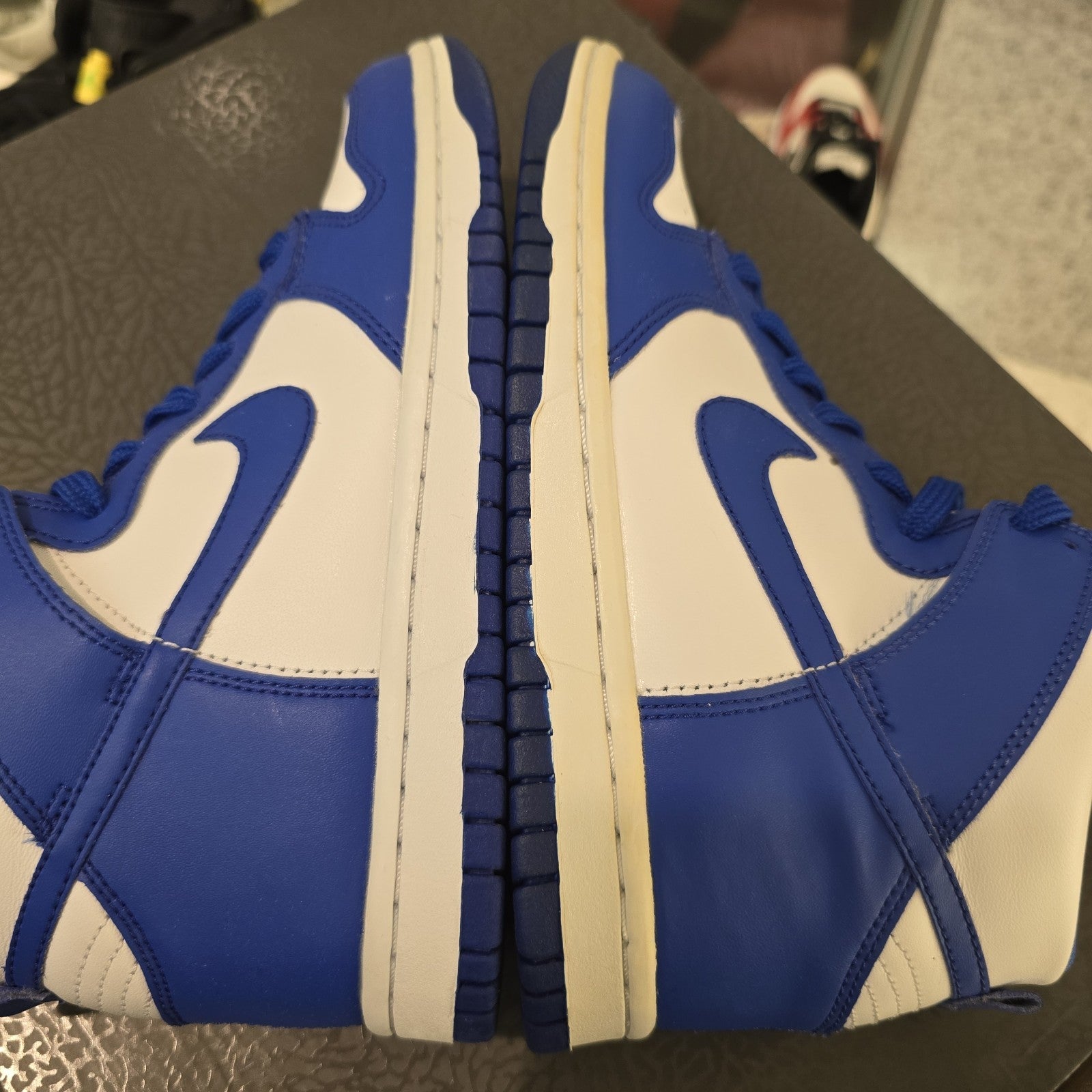 Size 4 - Nike Dunk 2021 High Kentucky YELLOWED