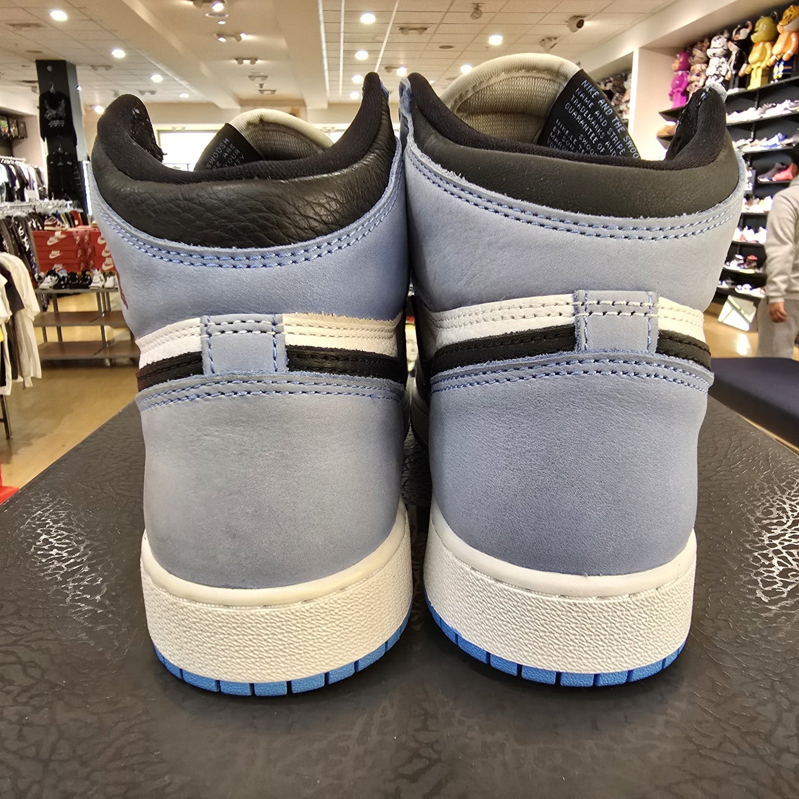 Size 7Y - Jordan 1 Retro OG High University Blue