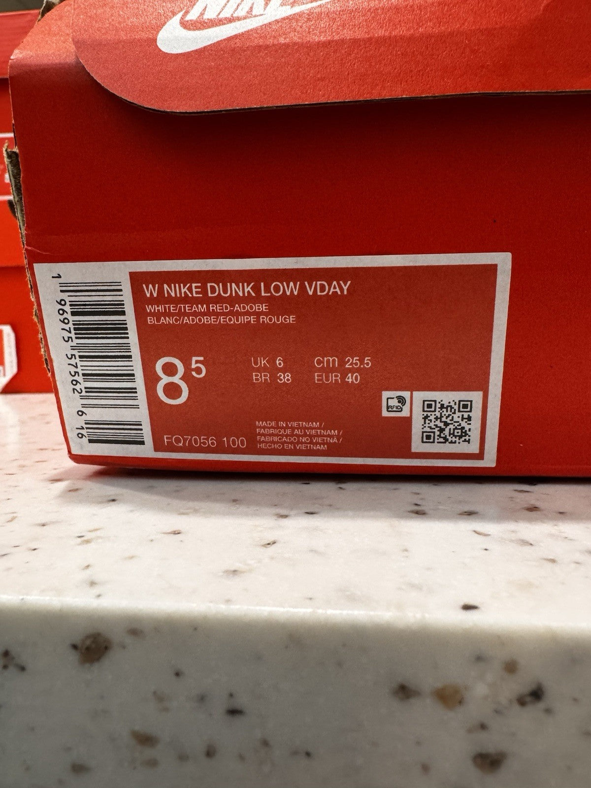 Nike Dunk Low Valentines Day 2024 Women's Size 8.5/7M