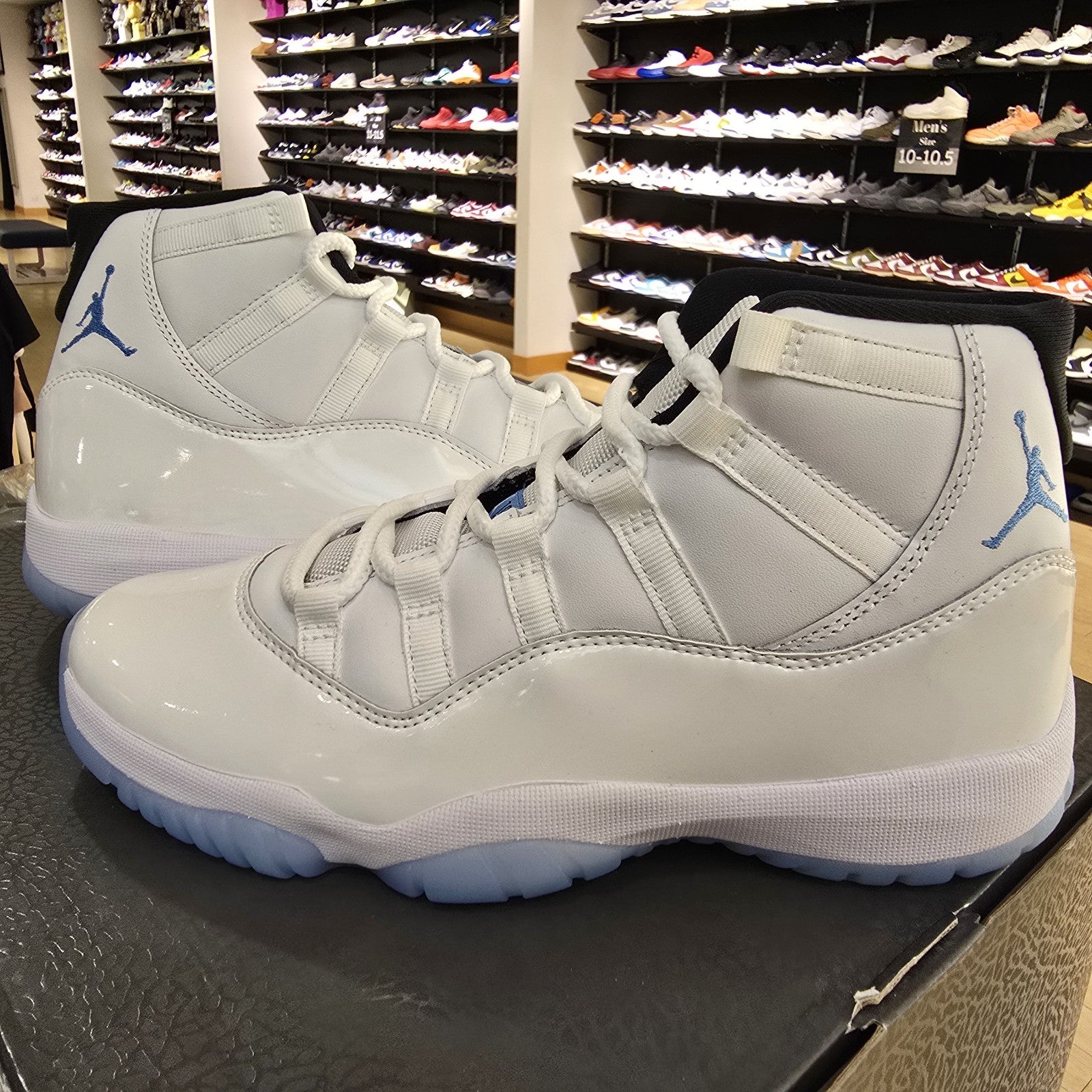 Size 8 - Air Jordan 11 Retro 2024 Legend Blue