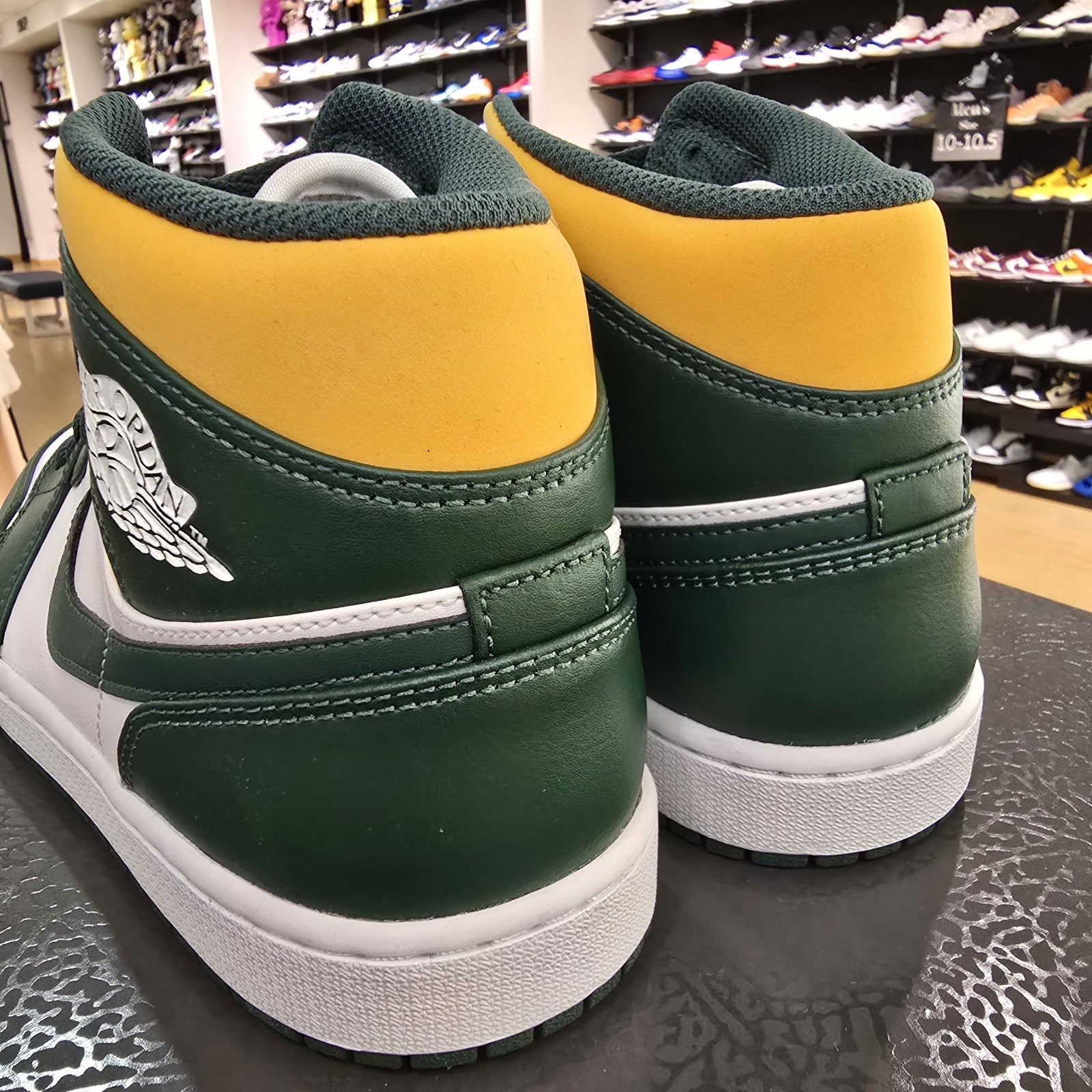 Size 9.5 - Jordan 1 Mid Sonics