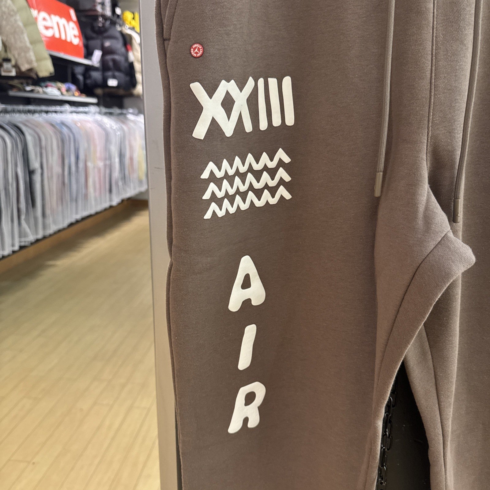 Jordan Brown Flight Artist Series Fleece Pant SZ Medium