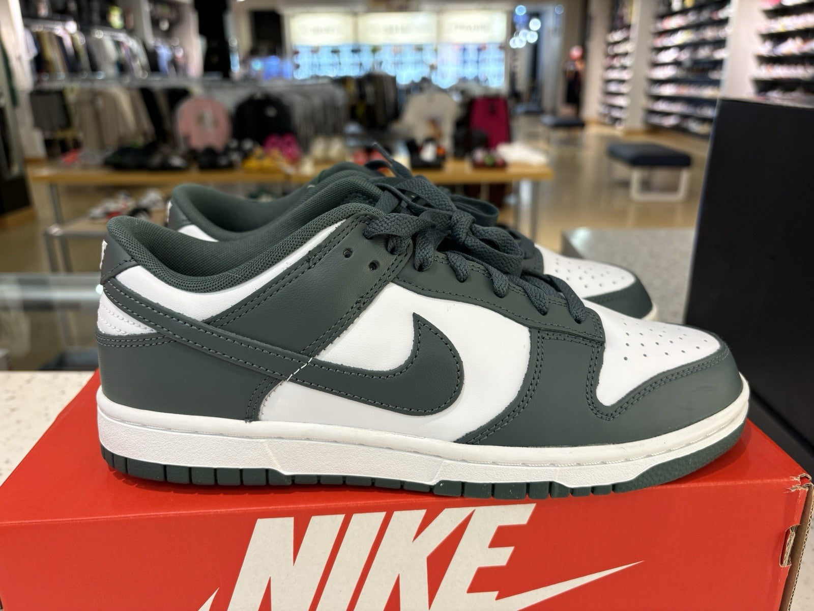 Nike Dunk Low Vintage Green Size 8.5 DEFECT