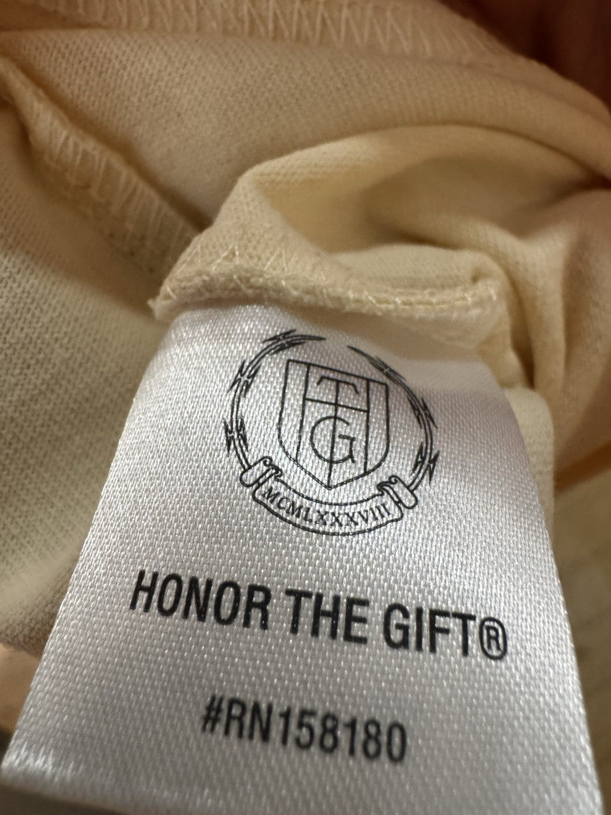 Honor The Gift Cigar Label SS Tee Bone Size L