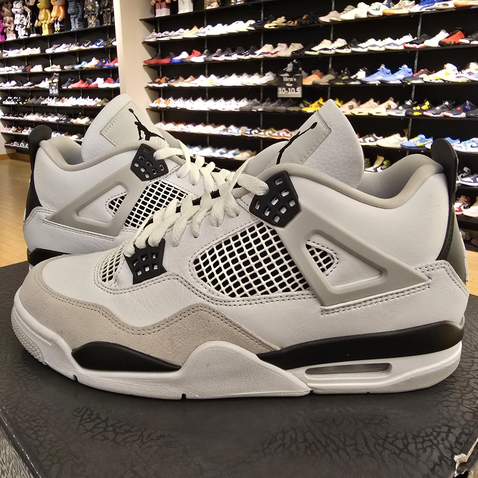 Size 10 - Jordan 4 Retro Mid Military Black