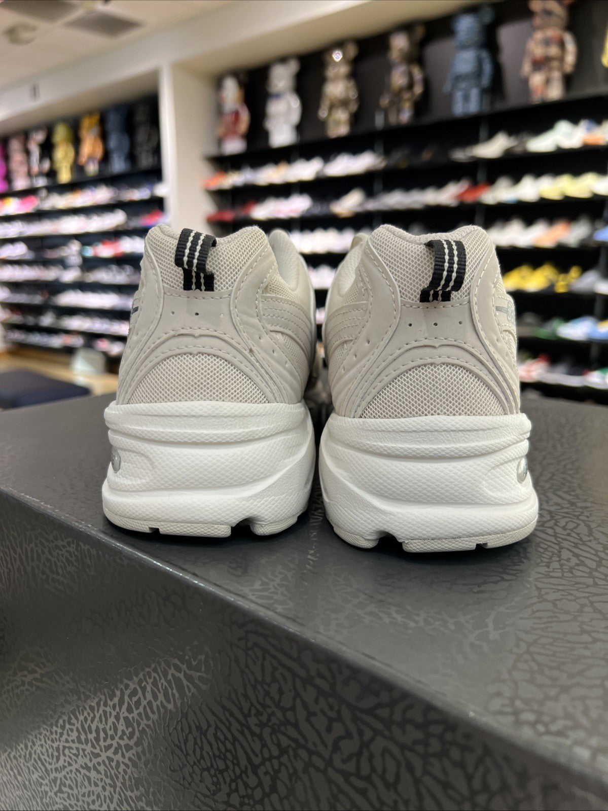 New Balance 530 Moonbeam Sea Salt MR530SH Sz 7.5 USED NO BOX